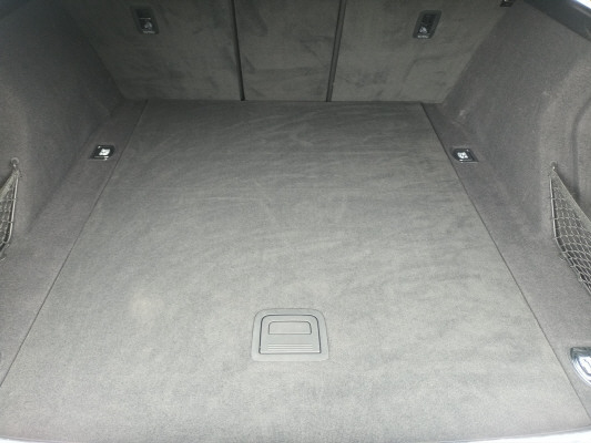 listing desktop thumbnail image 10