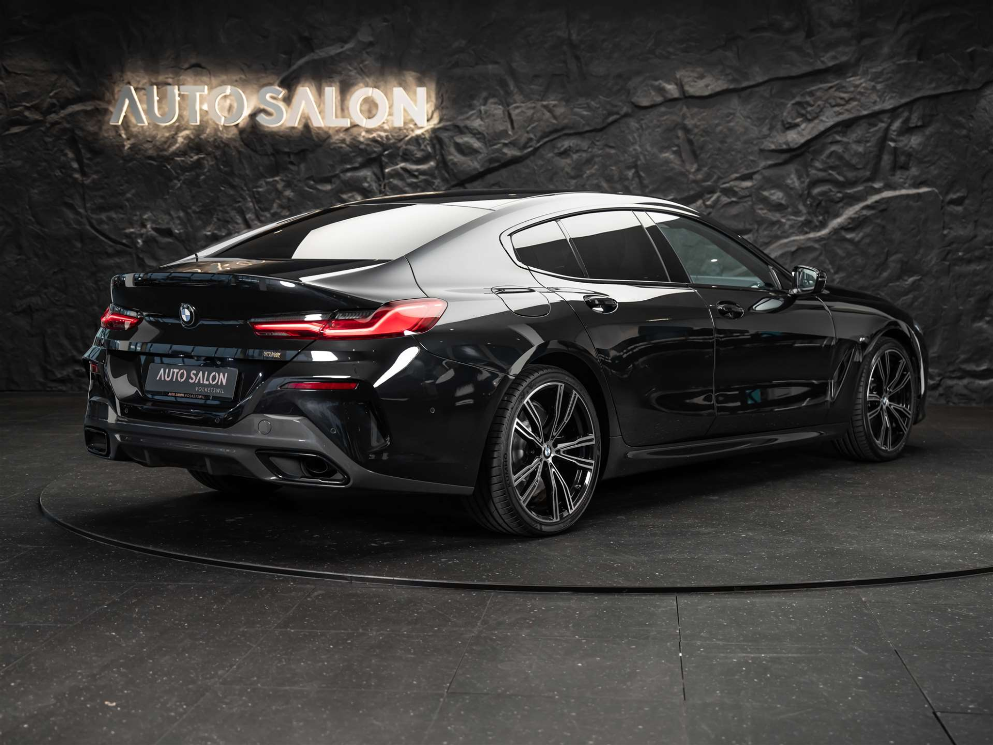 listing desktop thumbnail image 5