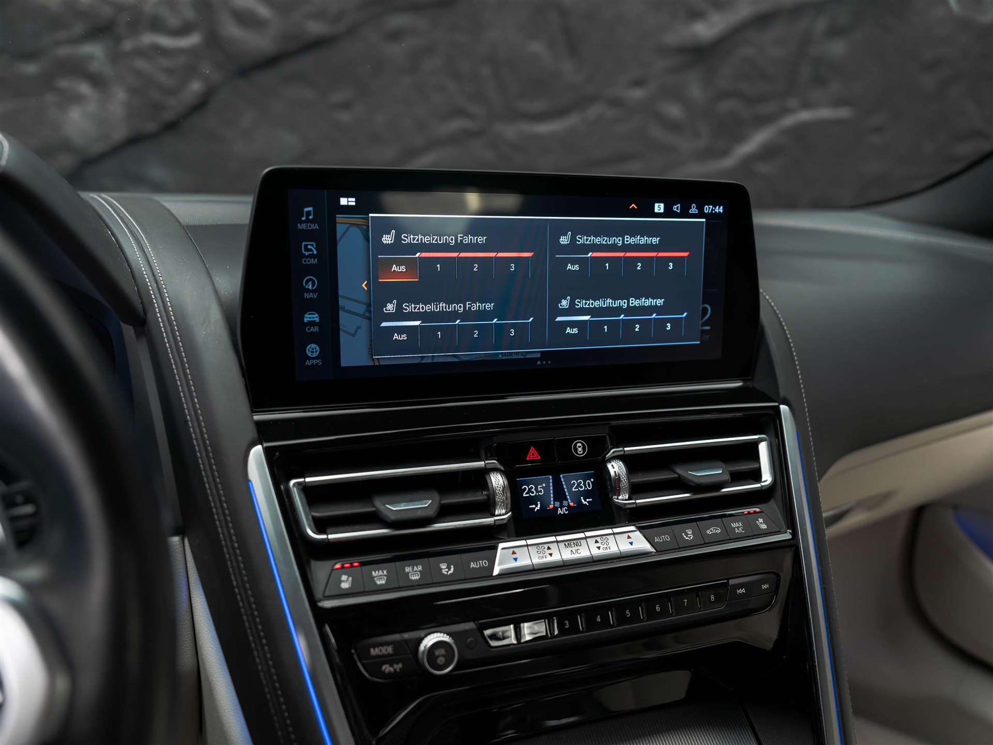 listing desktop thumbnail image 38