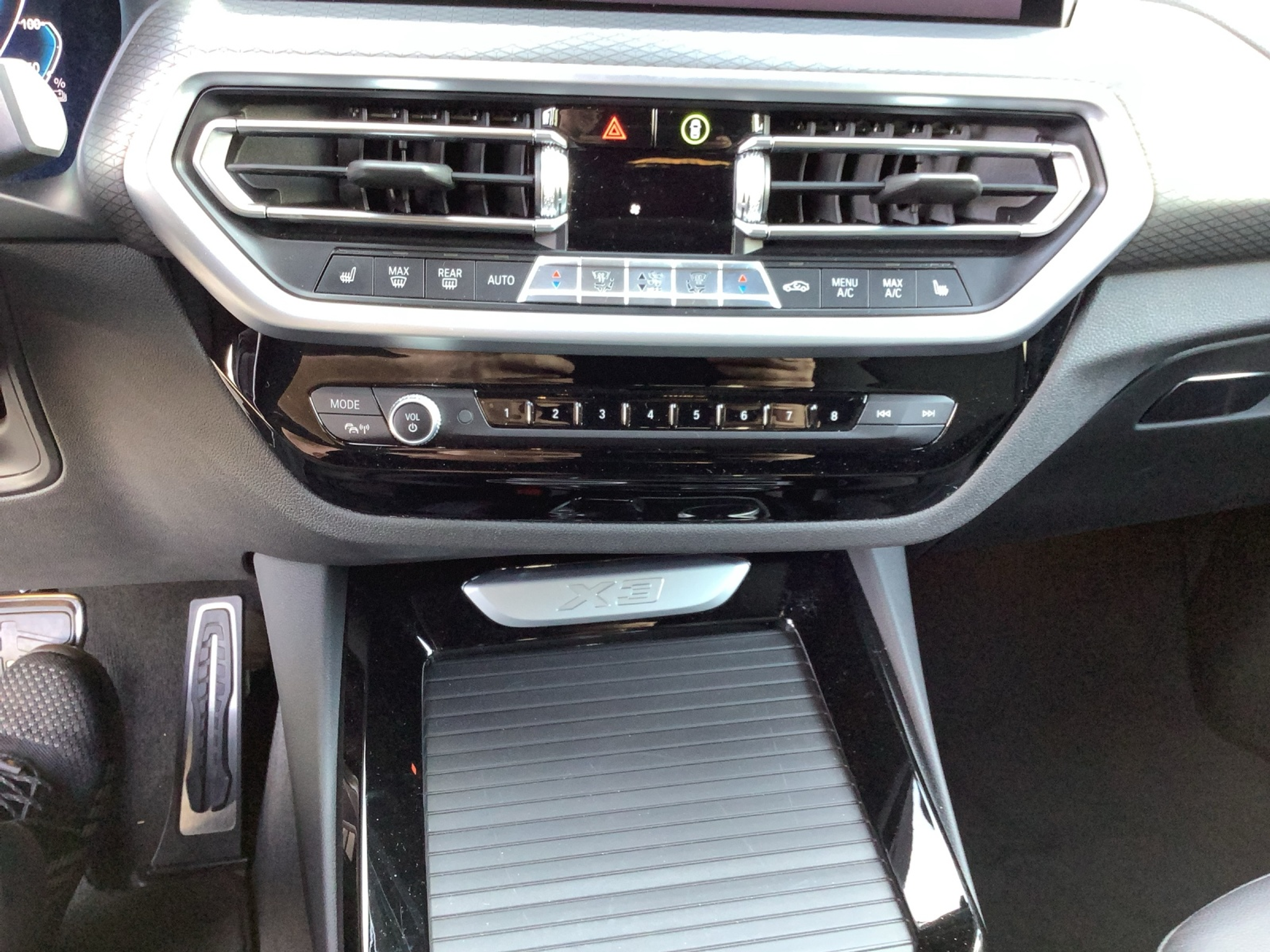 listing desktop thumbnail image 15