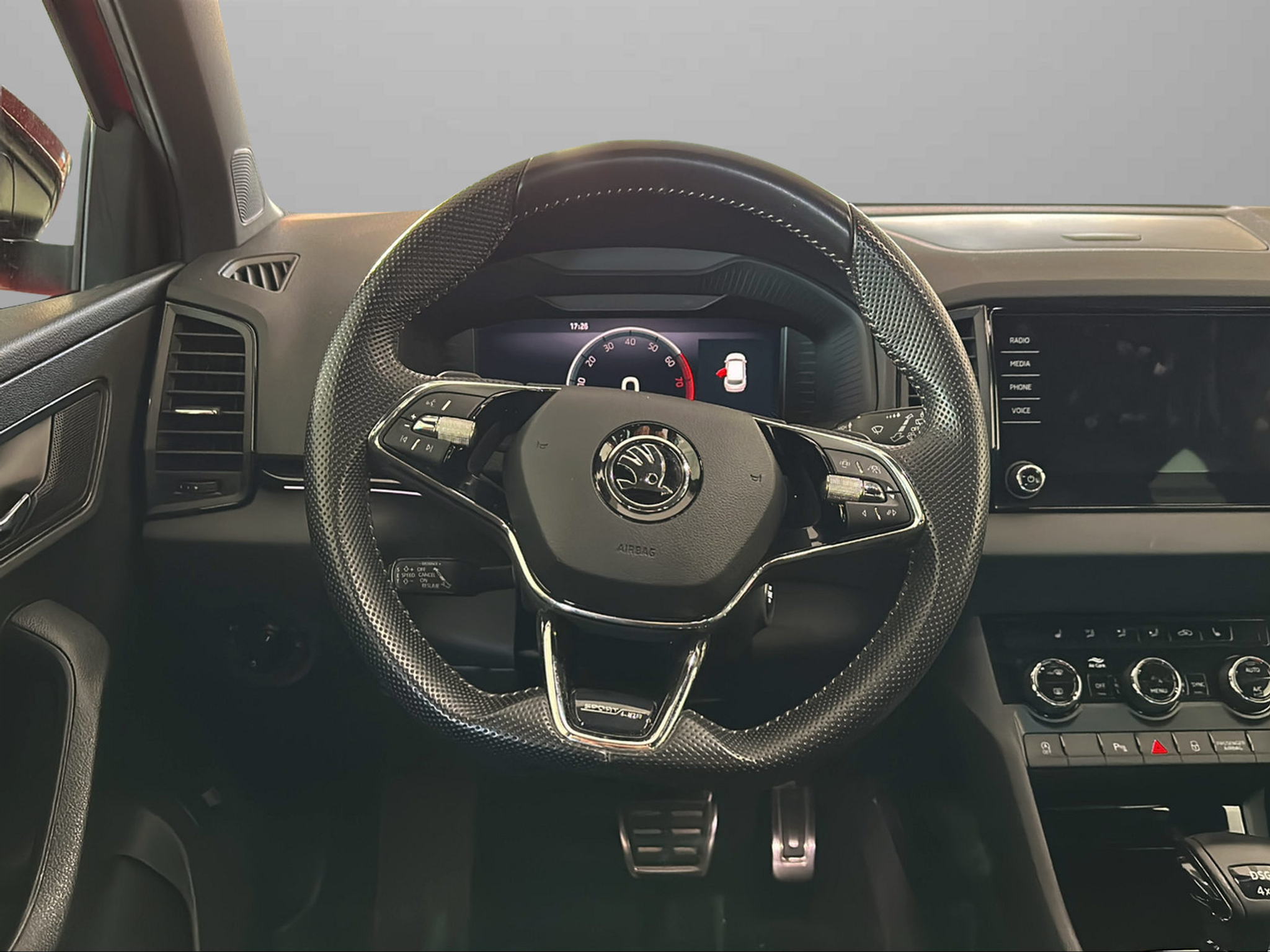 listing desktop thumbnail image 7