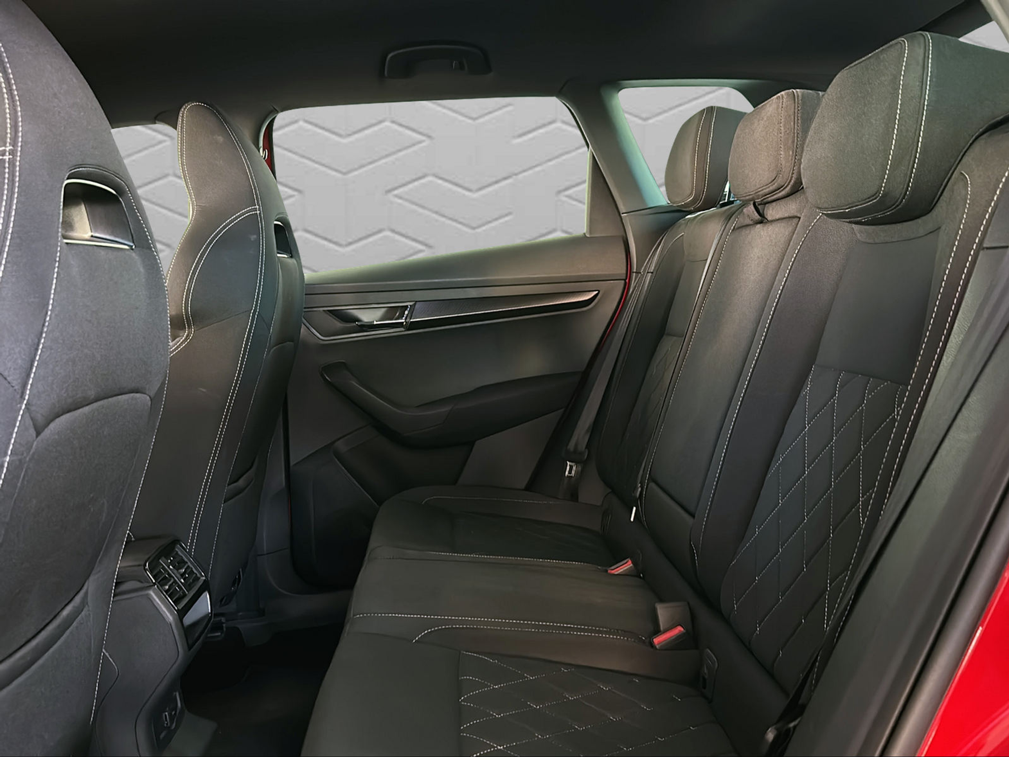 listing desktop thumbnail image 12