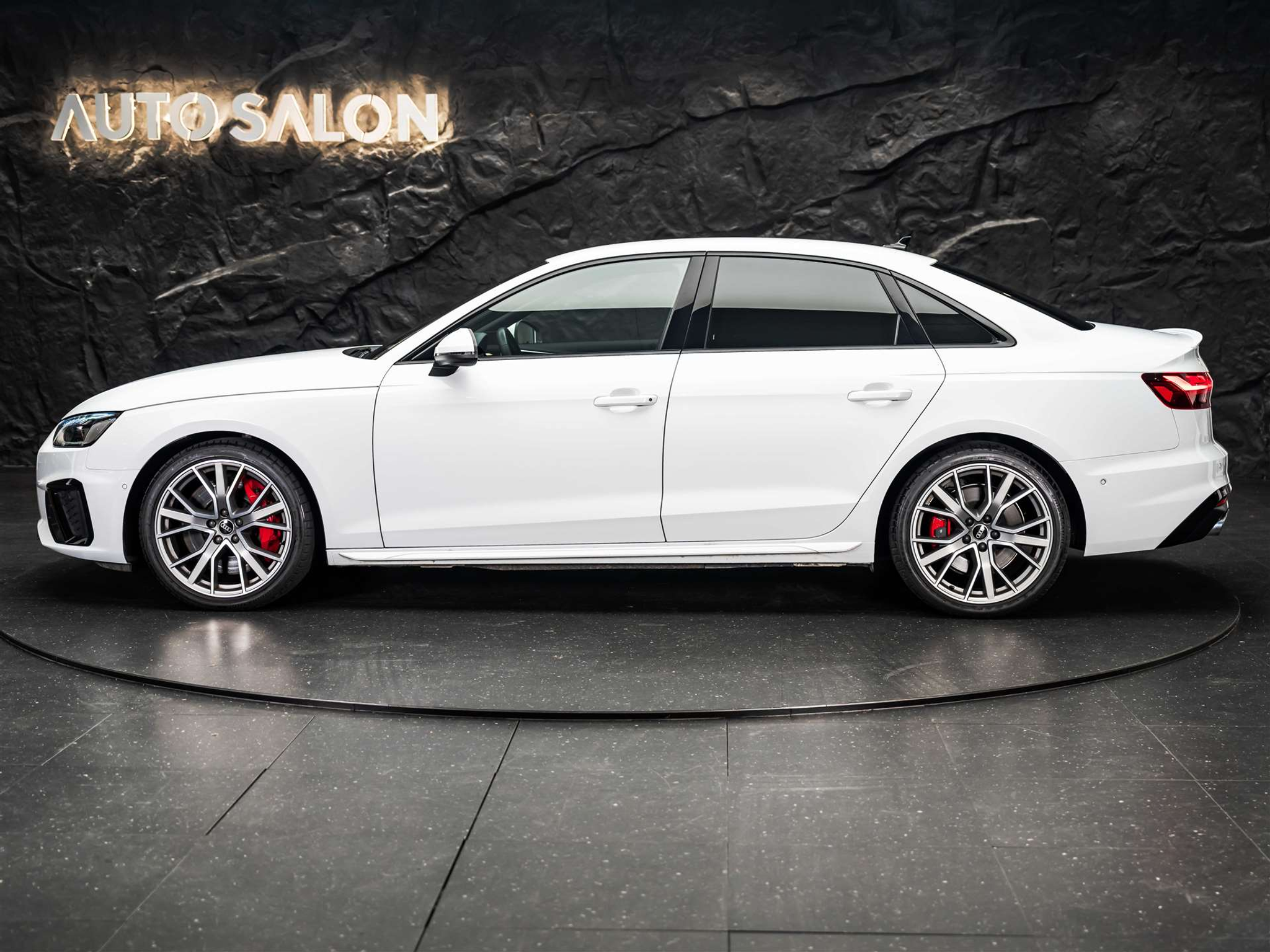 listing desktop thumbnail image 2