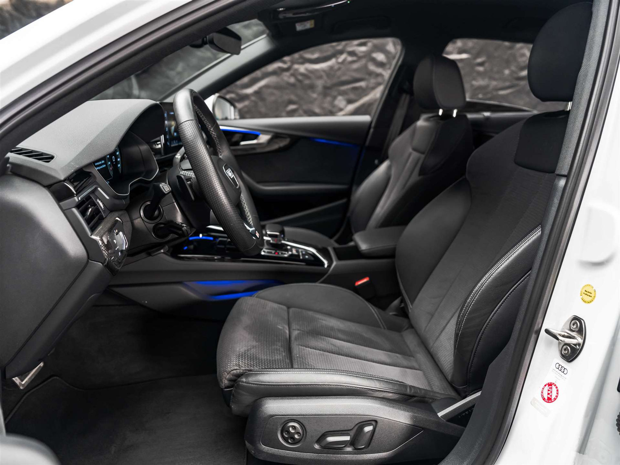 listing desktop thumbnail image 10