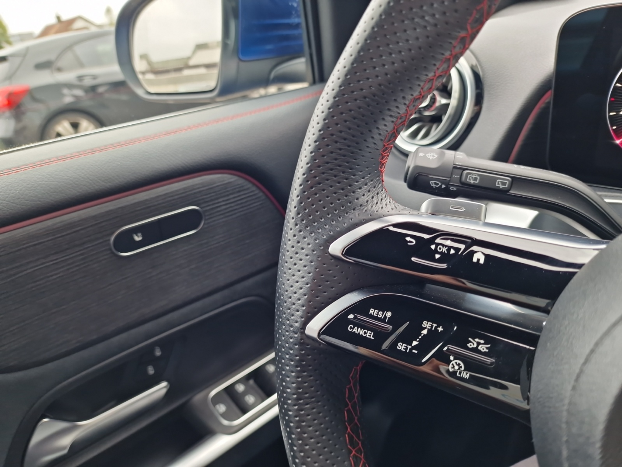 listing desktop thumbnail image 14