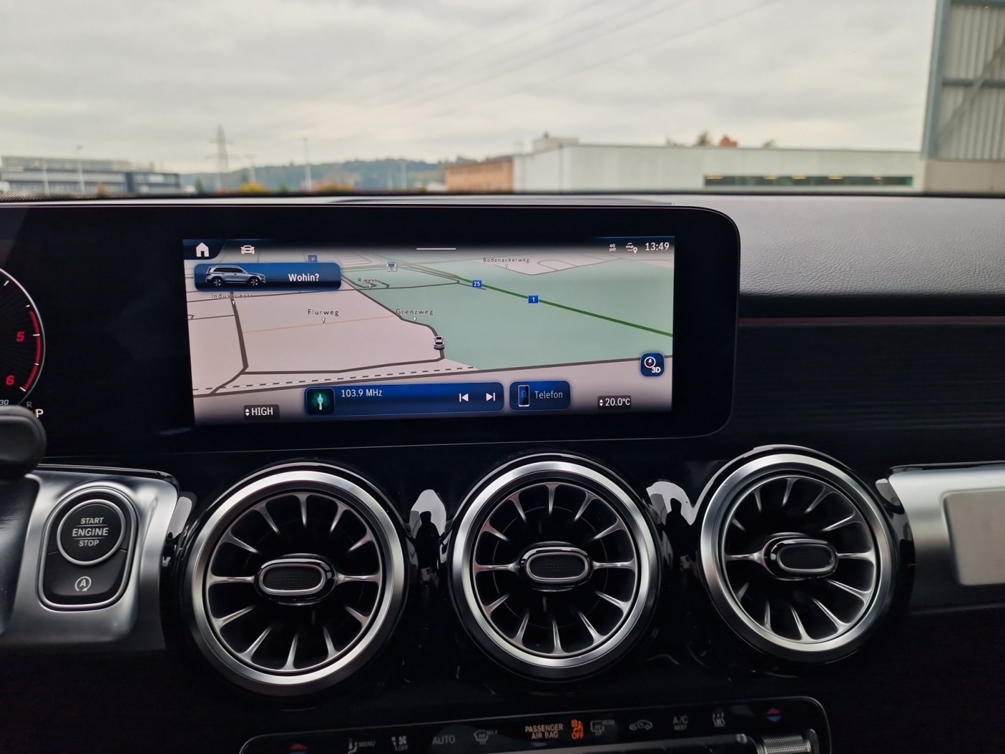 listing desktop thumbnail image 17