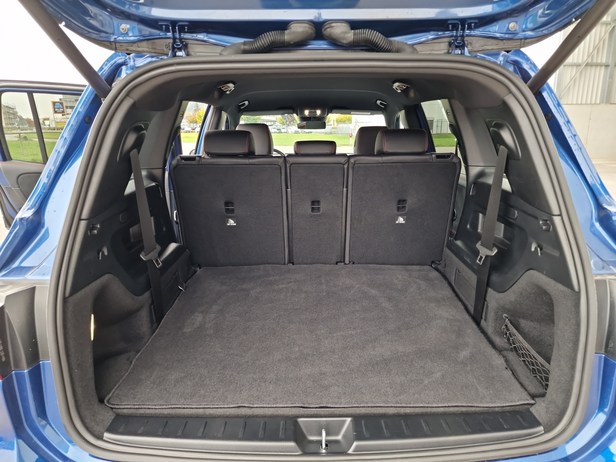 listing desktop thumbnail image 24