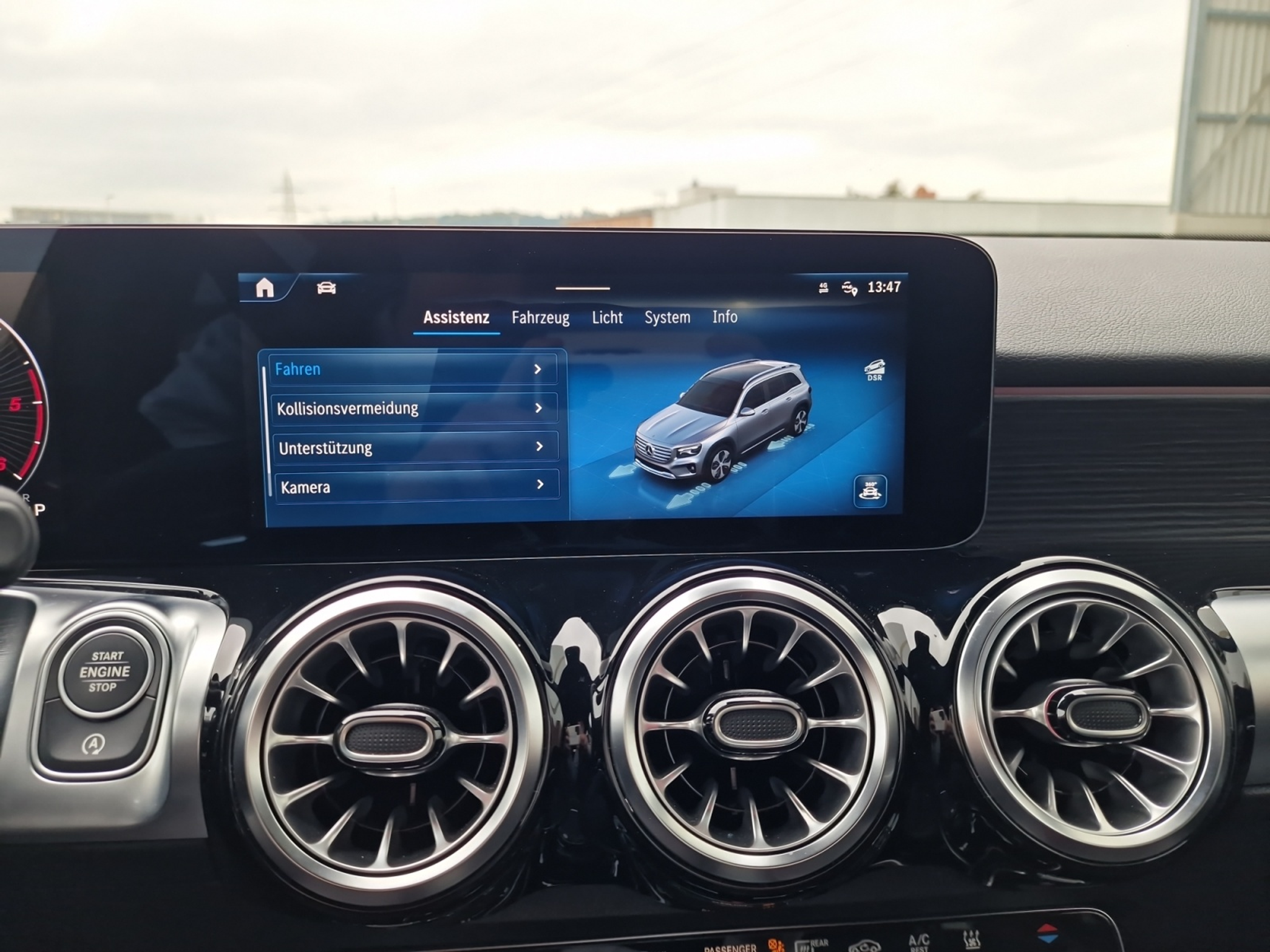 listing desktop thumbnail image 18