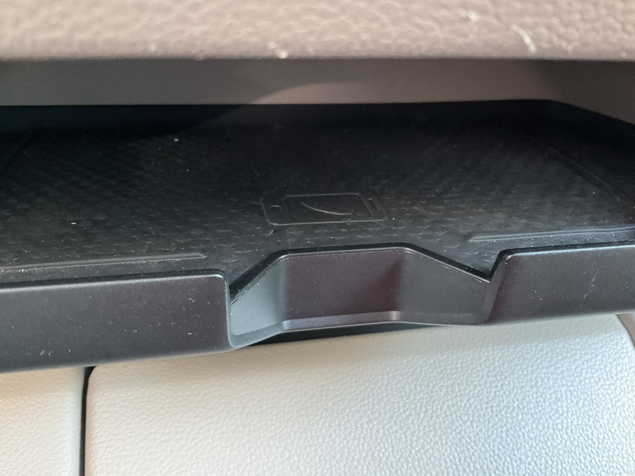 listing desktop thumbnail image 24