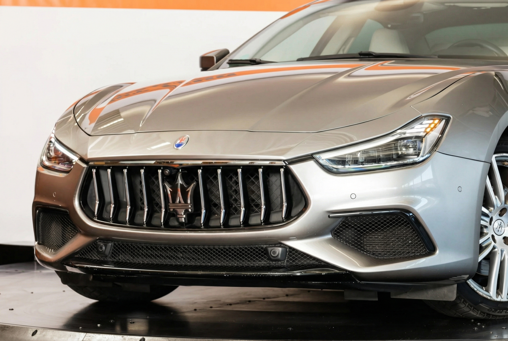 listing desktop thumbnail image 5