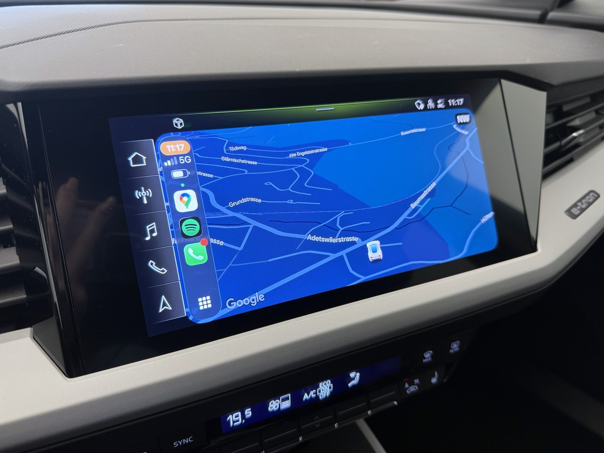 listing desktop thumbnail image 13