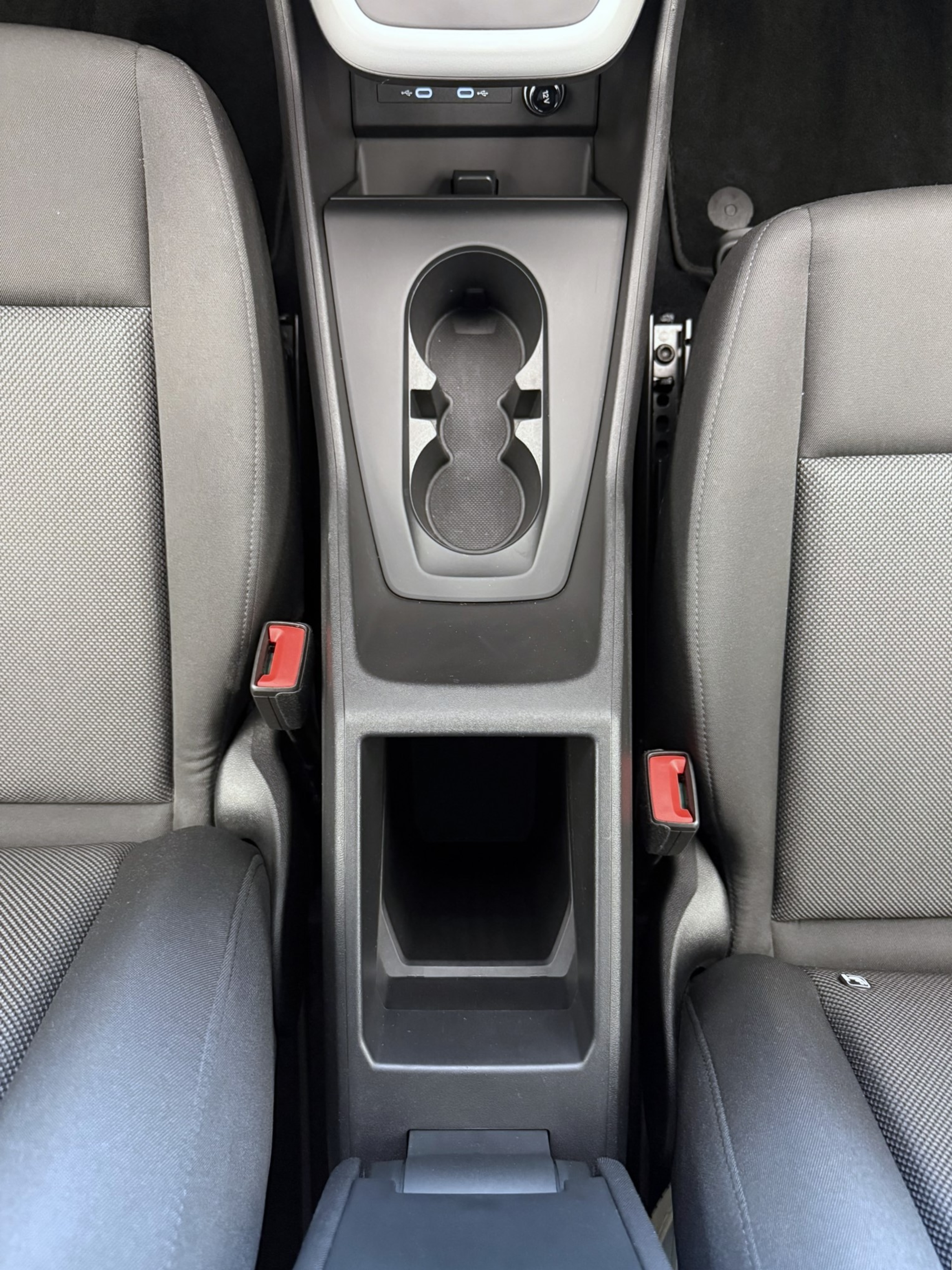 listing desktop thumbnail image 9