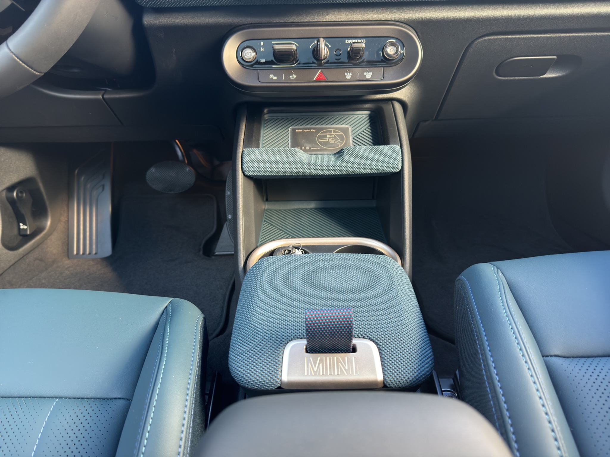 listing desktop thumbnail image 15