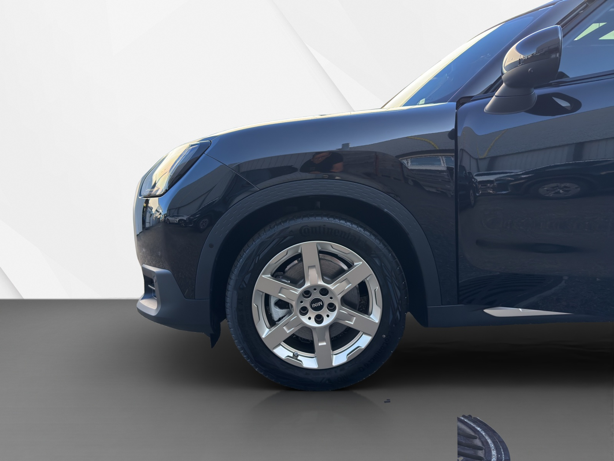 listing desktop thumbnail image 10