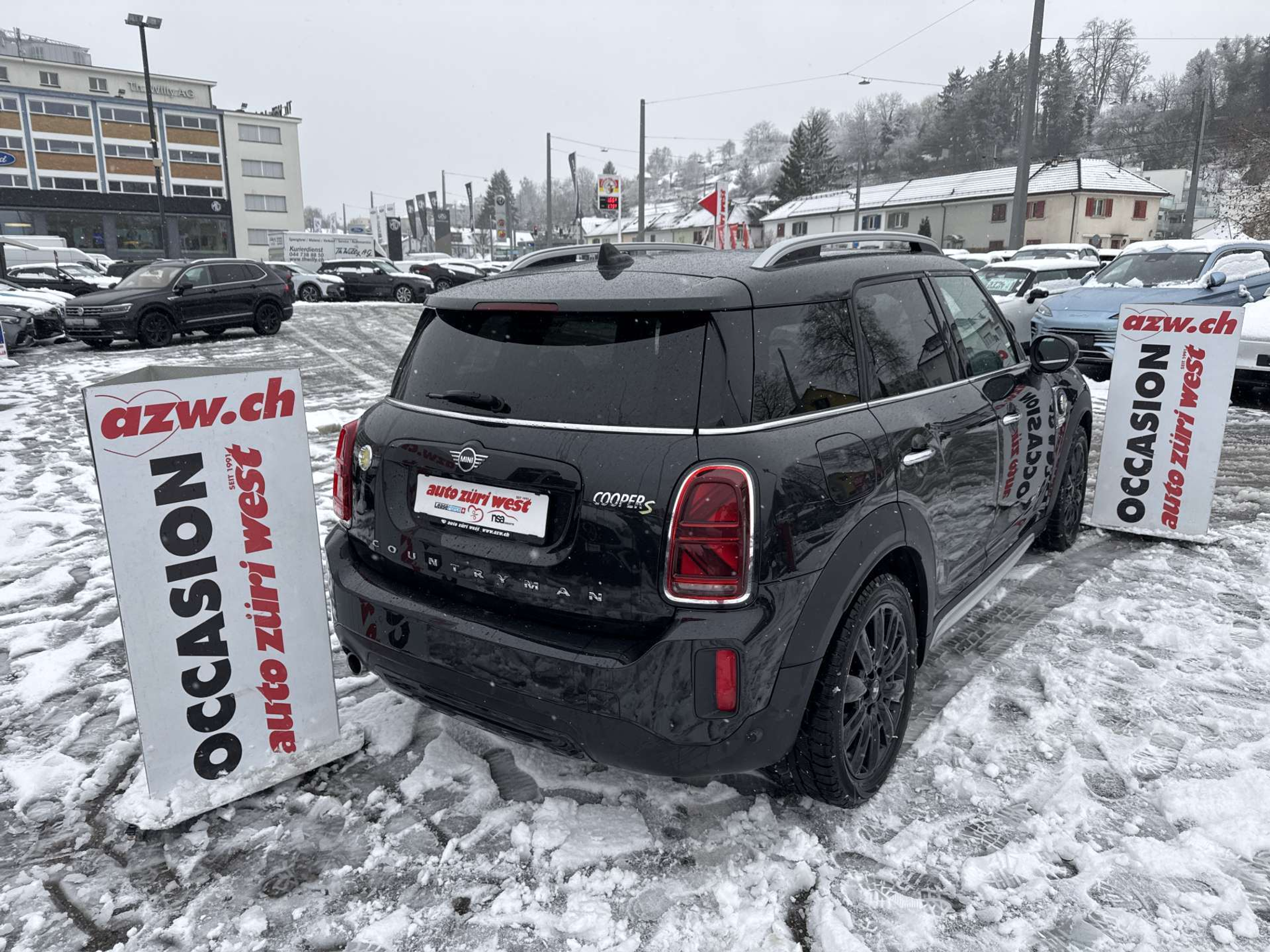 listing desktop thumbnail image 2