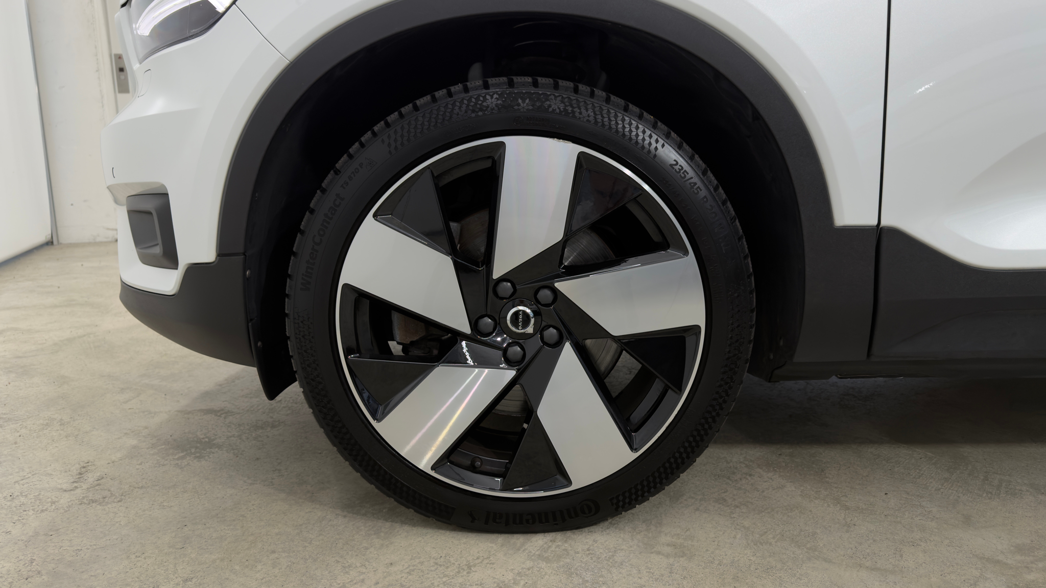 listing desktop thumbnail image 7