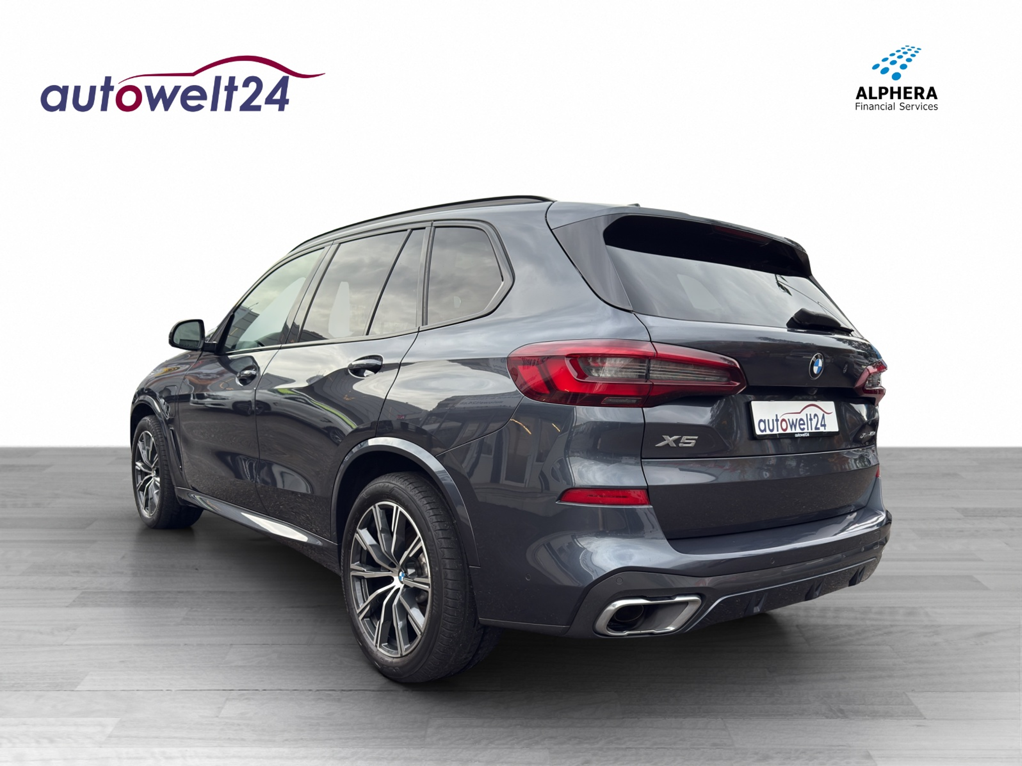 listing desktop thumbnail image 6