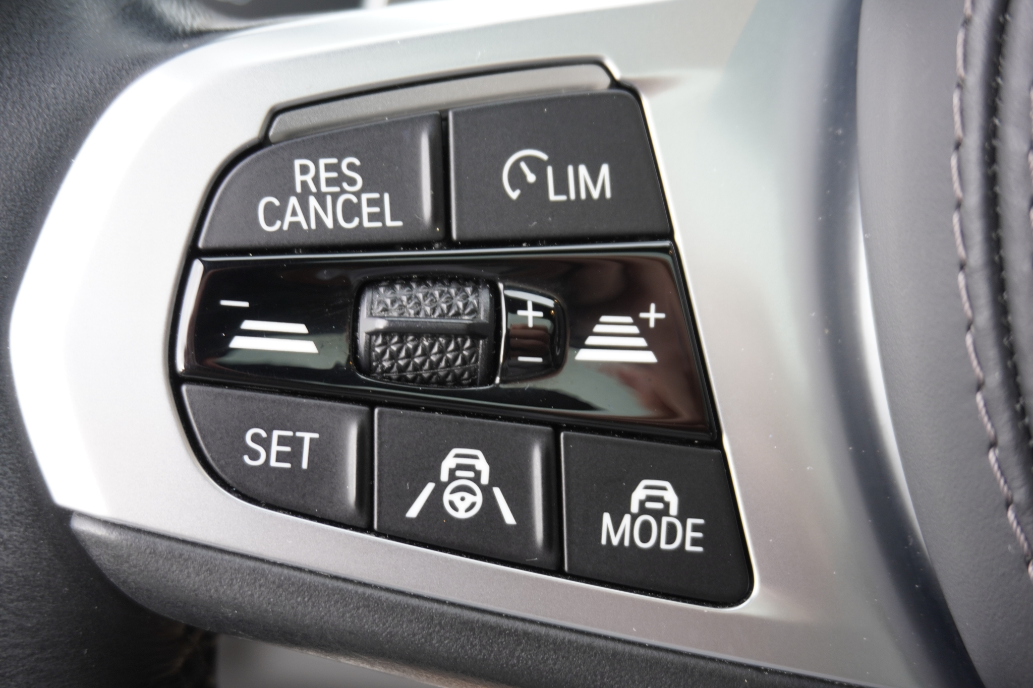 listing desktop thumbnail image 14