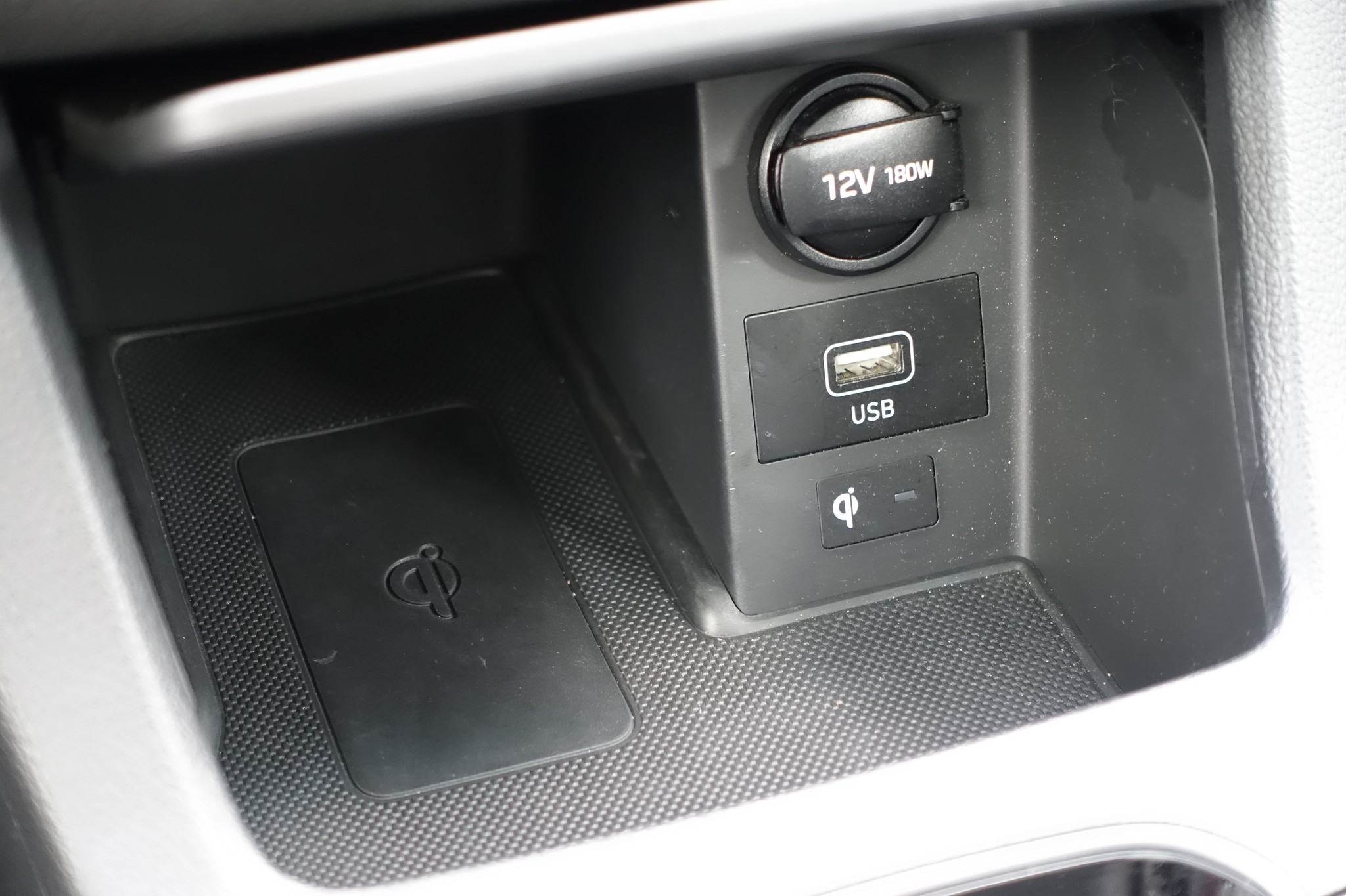 listing desktop thumbnail image 24