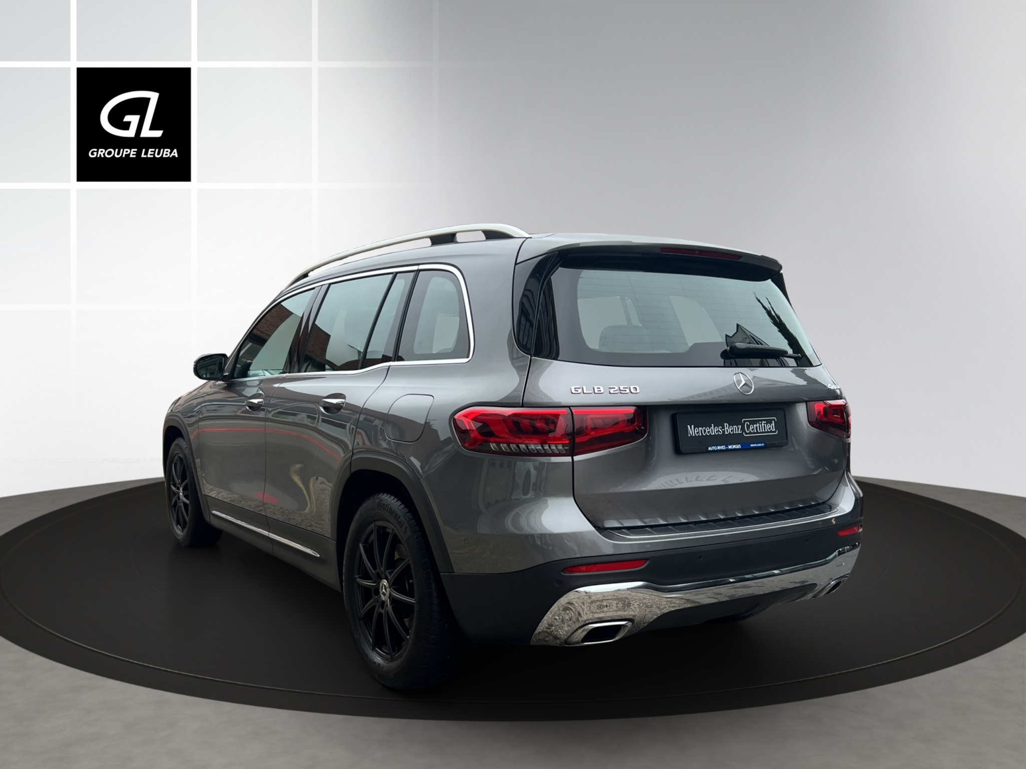 listing desktop thumbnail image 3