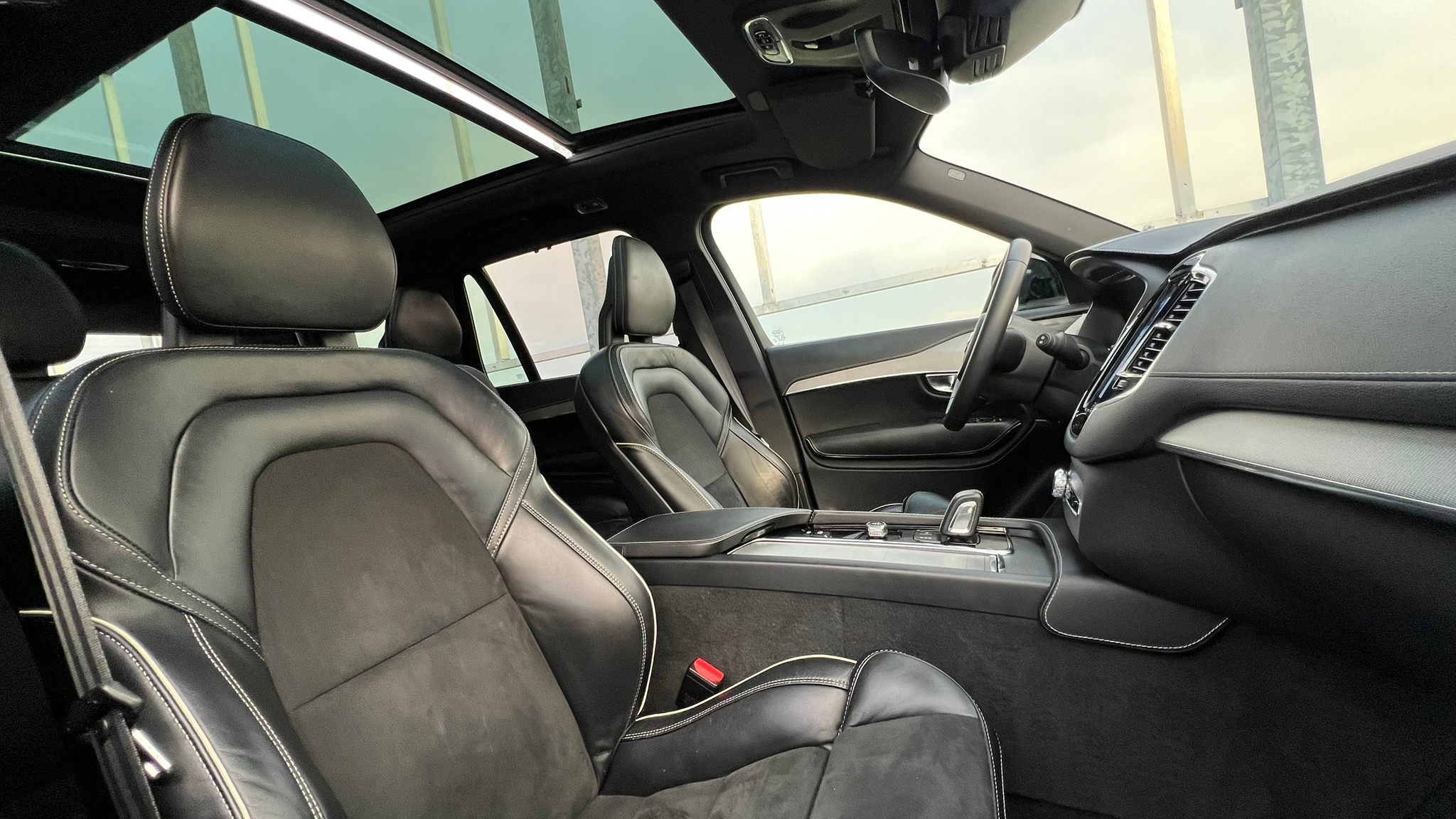 listing desktop thumbnail image 25