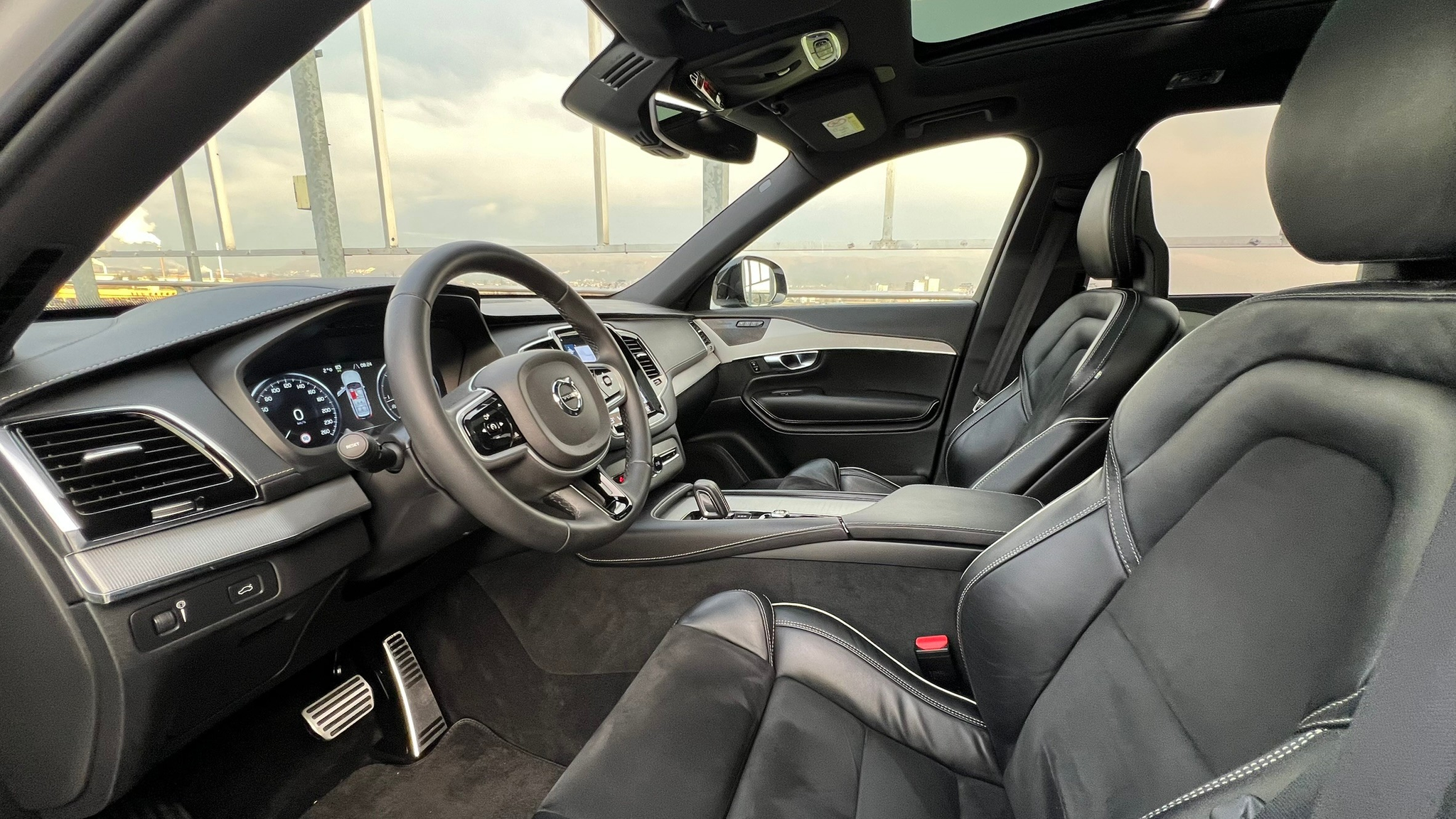 listing desktop thumbnail image 24