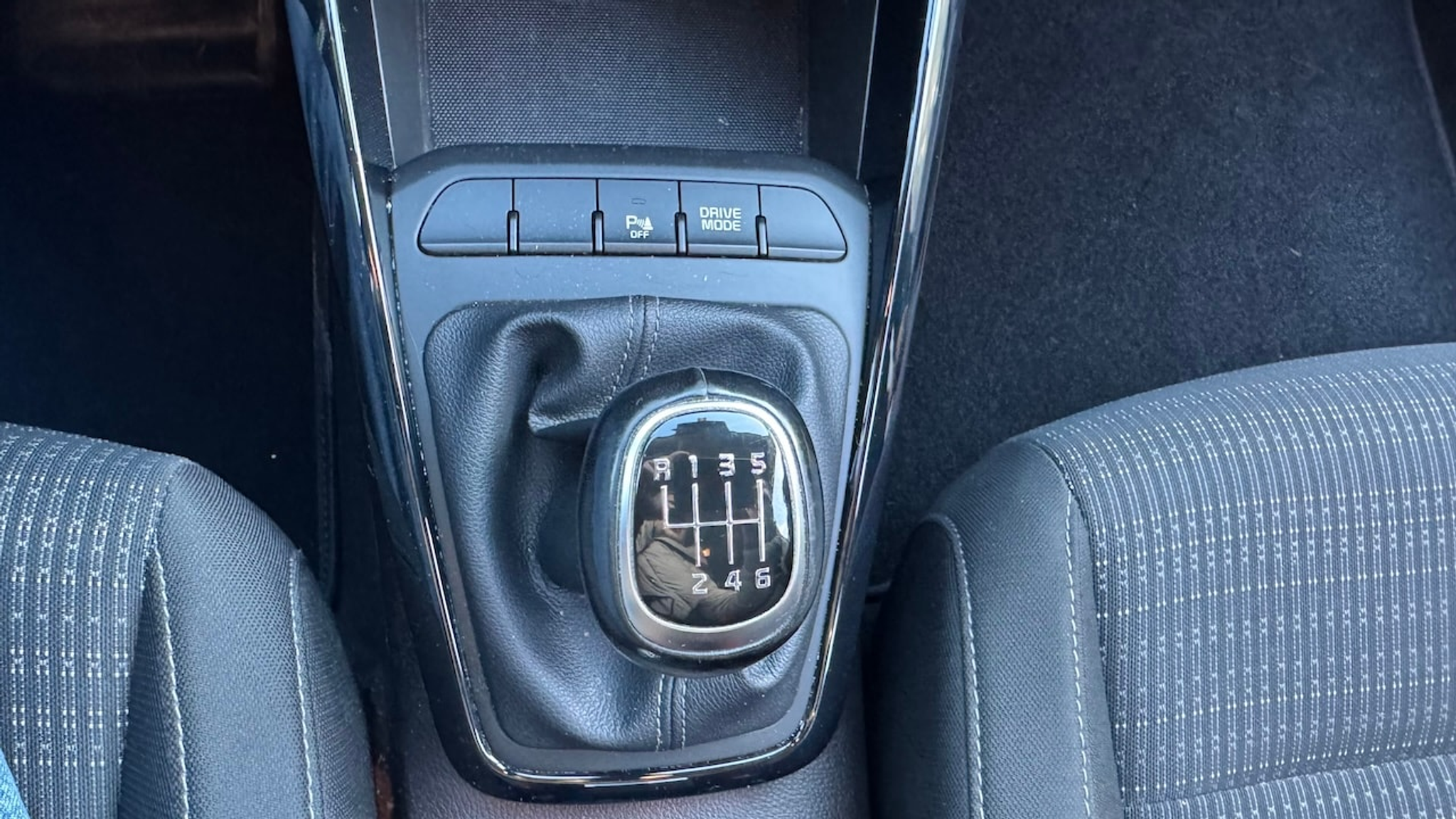 listing desktop thumbnail image 22