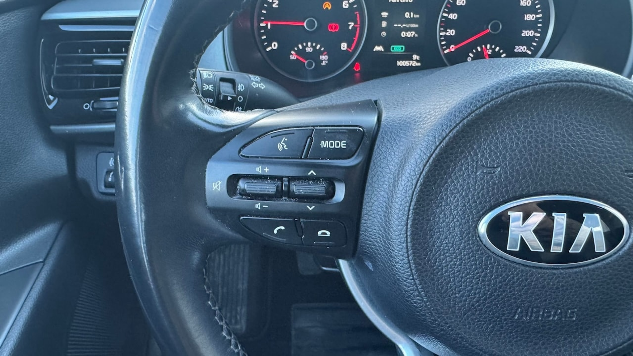 listing desktop thumbnail image 18