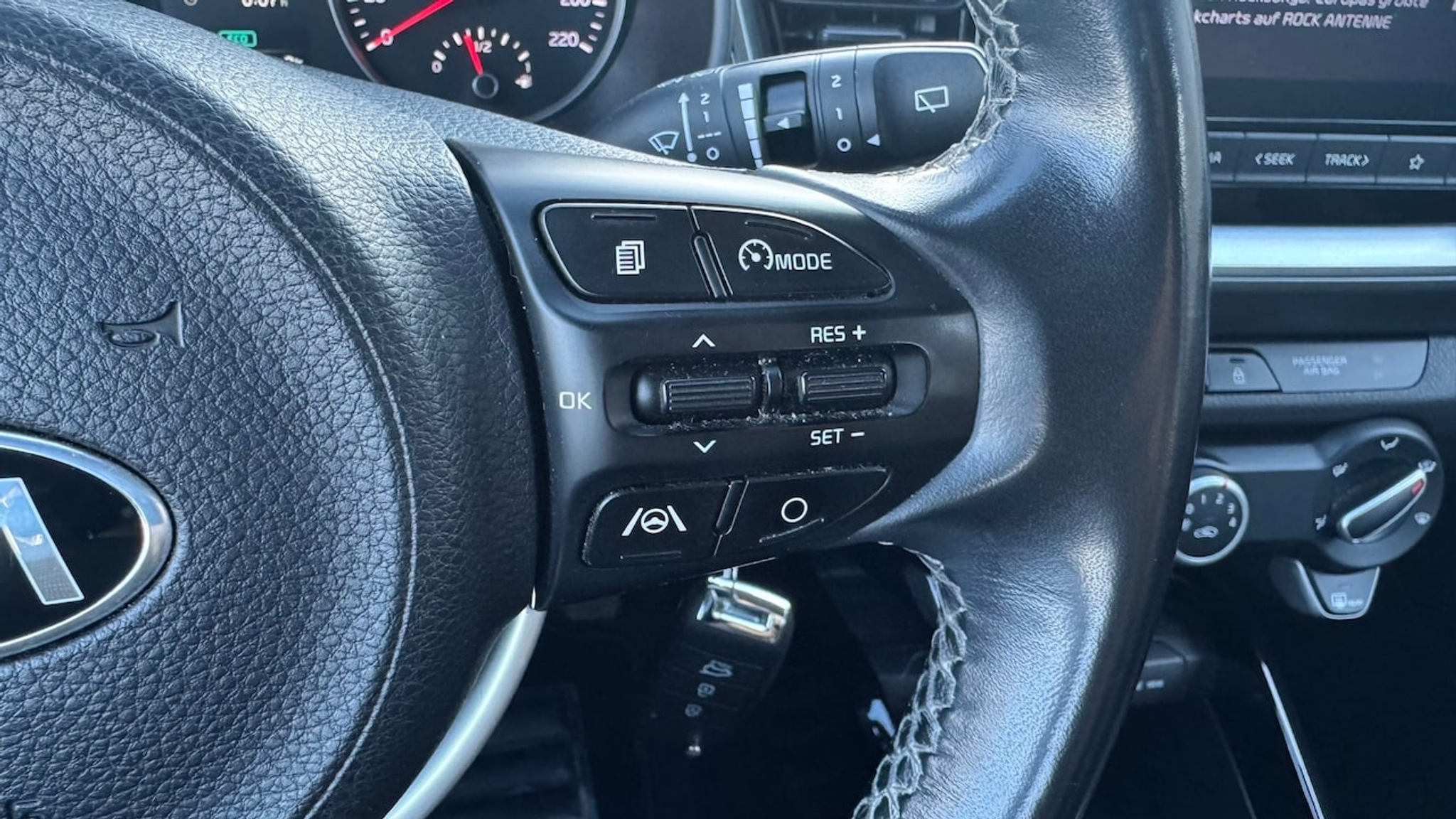 listing desktop thumbnail image 19