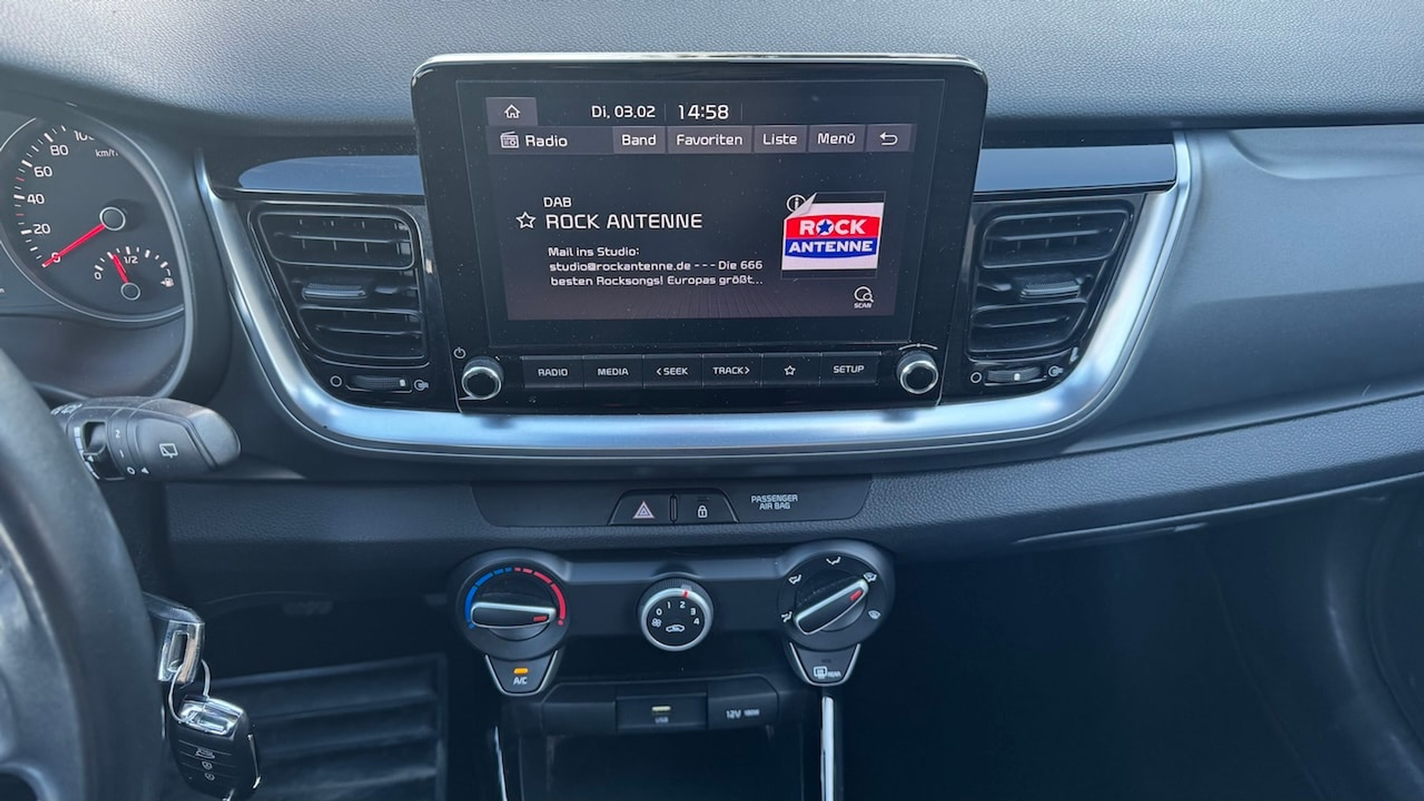 listing desktop thumbnail image 20