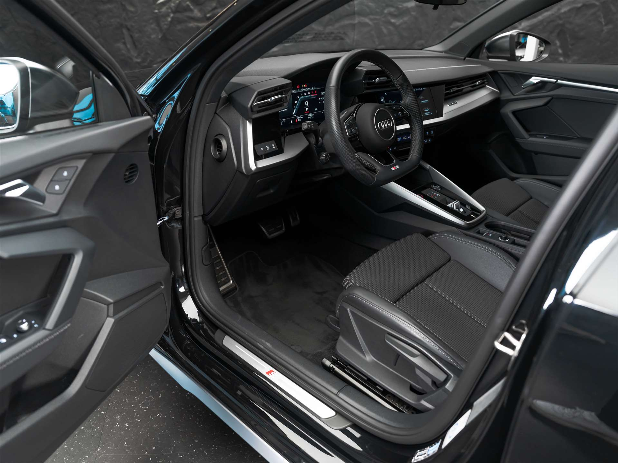 listing desktop thumbnail image 7