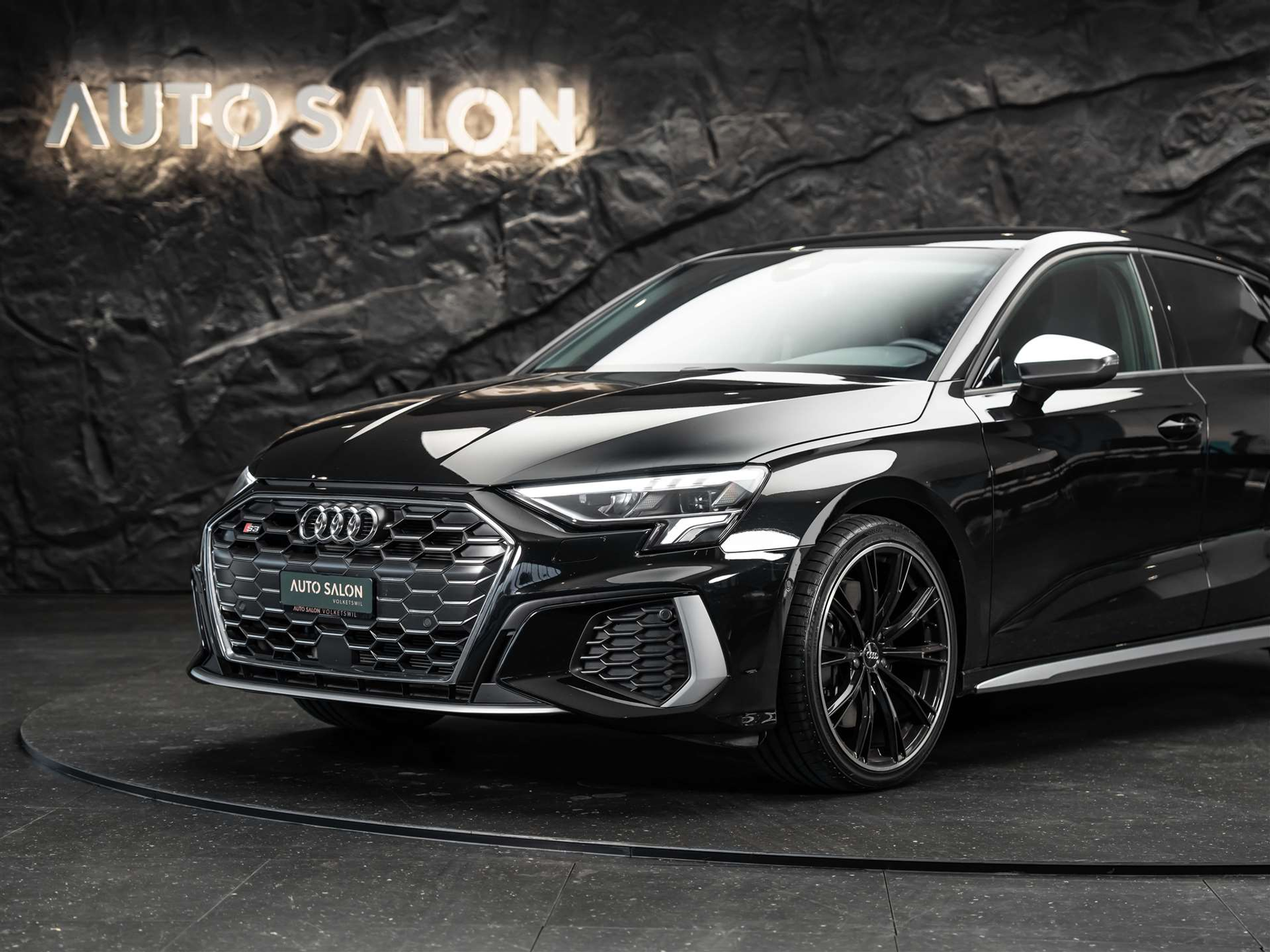 listing desktop thumbnail image 15