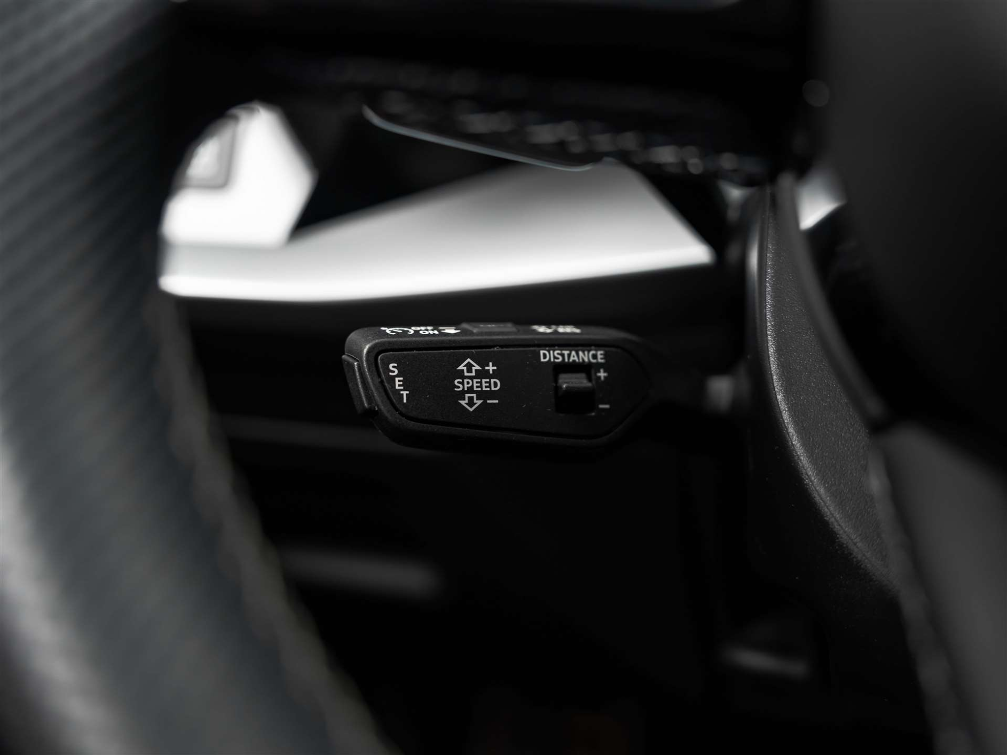 listing desktop thumbnail image 28