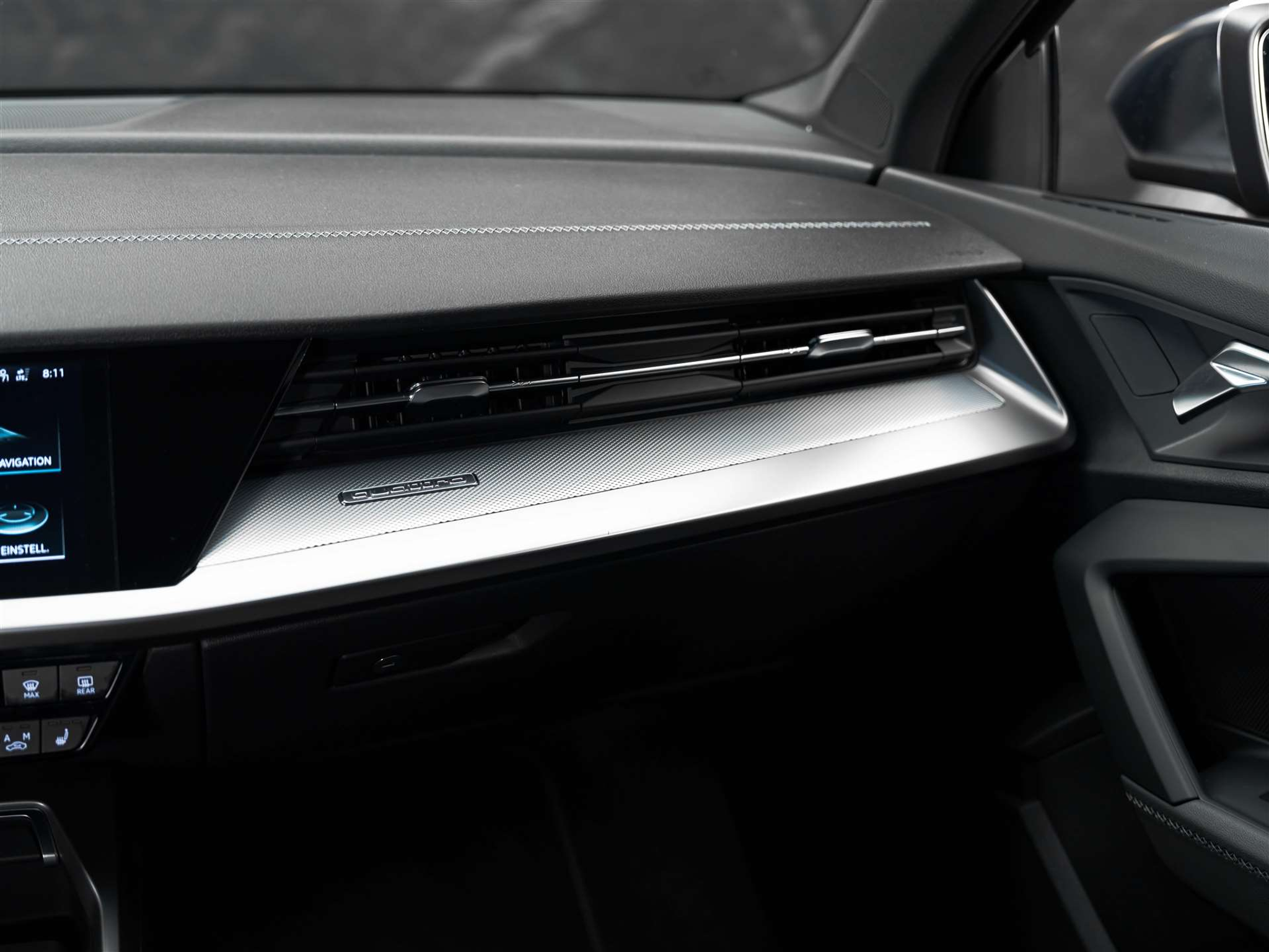 listing desktop thumbnail image 25