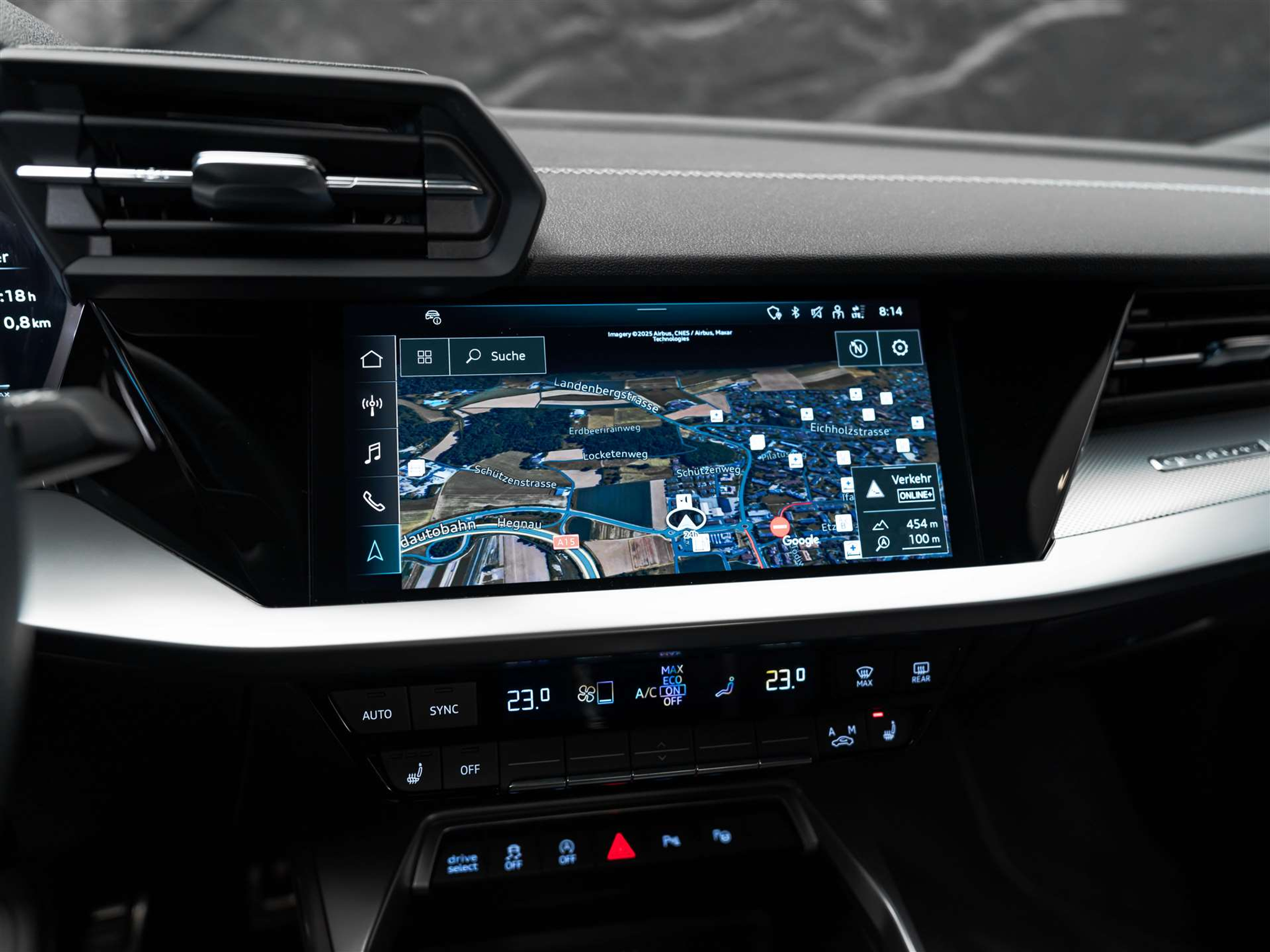 listing desktop thumbnail image 34