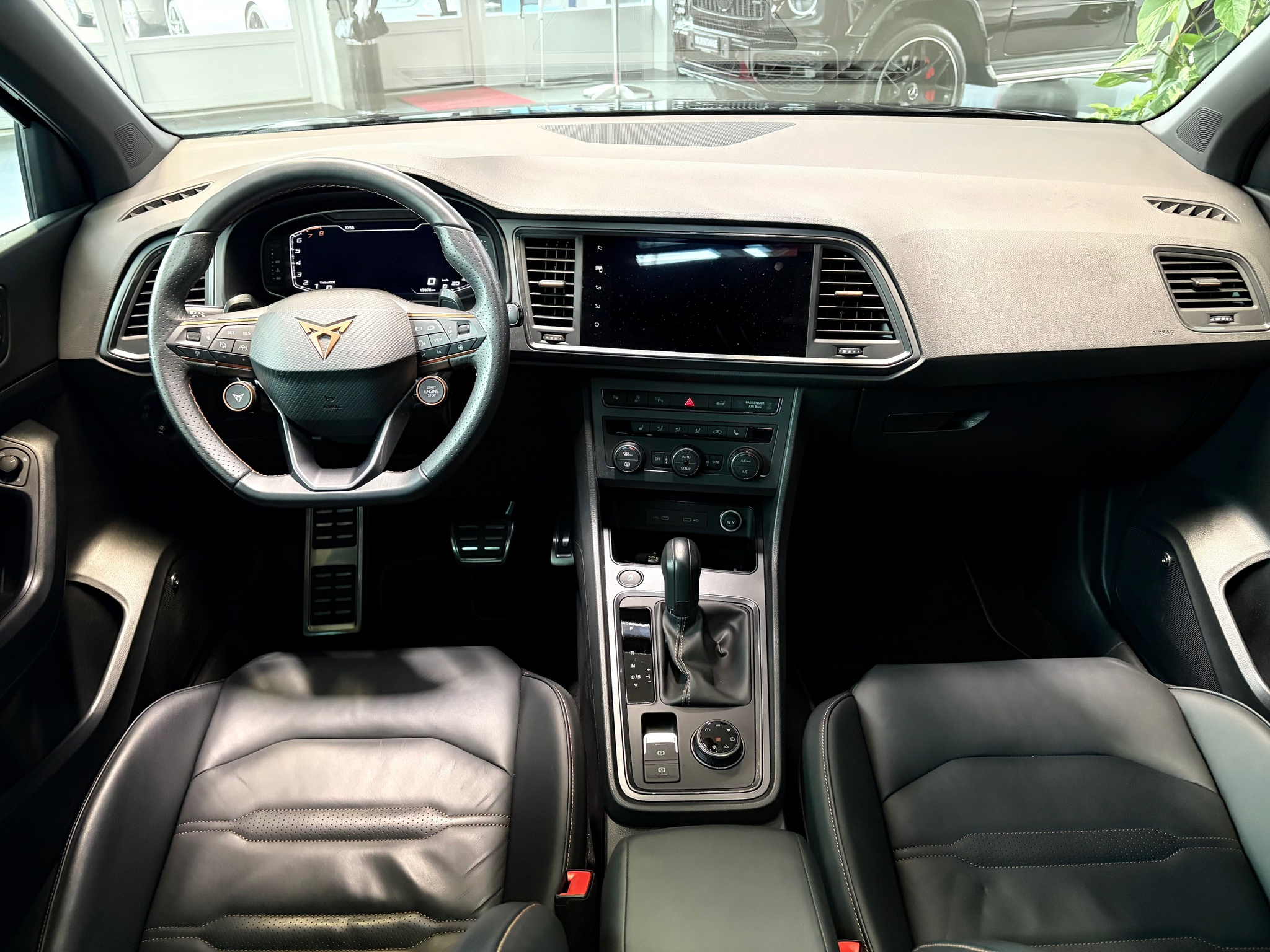 listing desktop thumbnail image 12