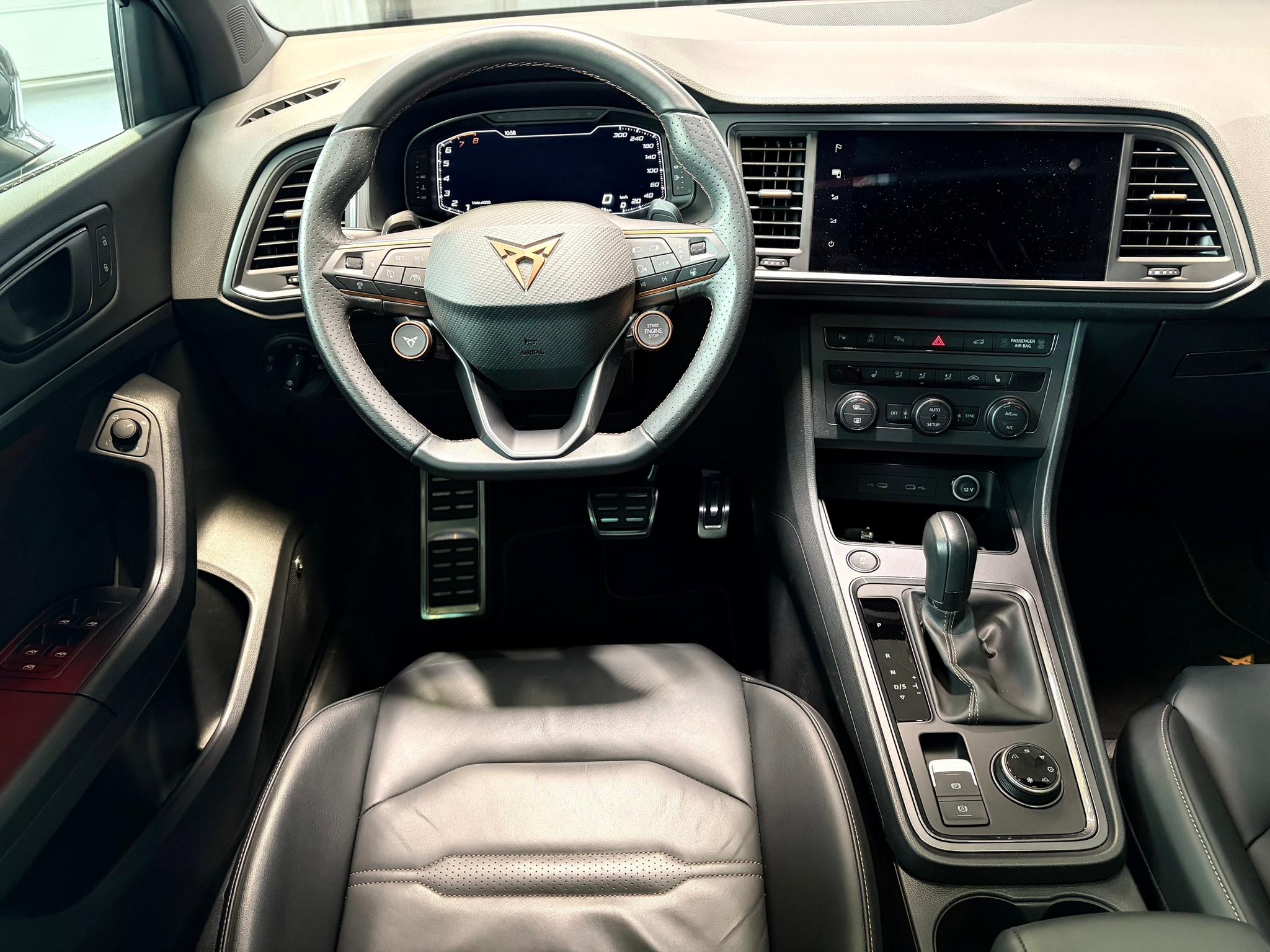 listing desktop thumbnail image 11