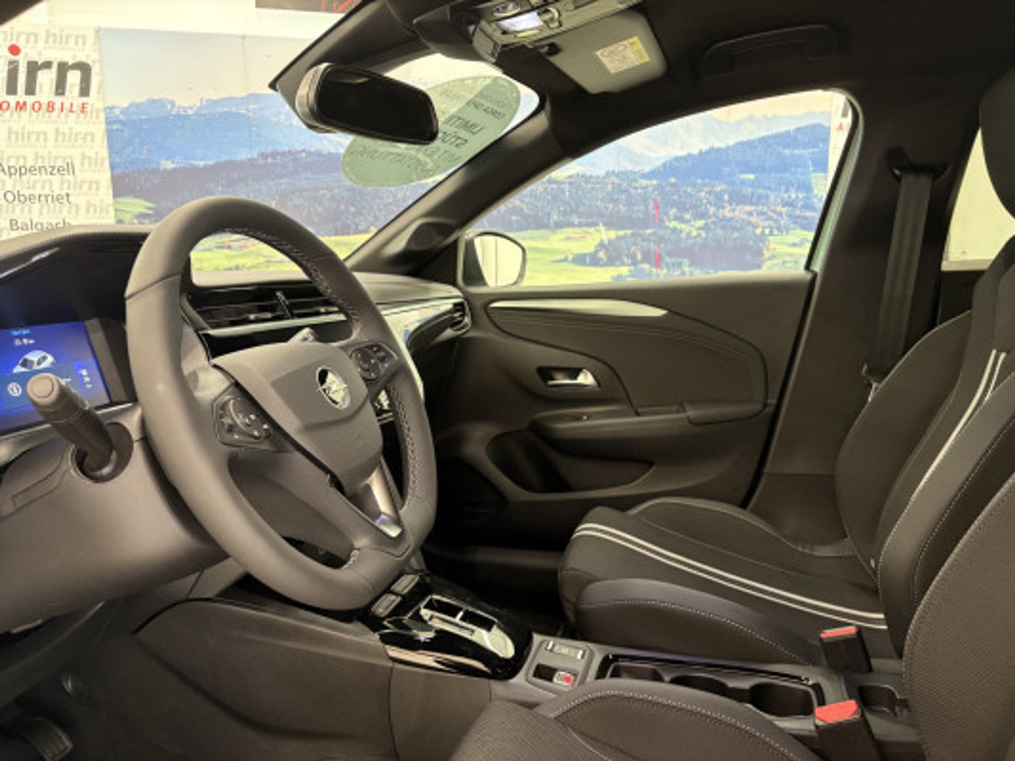 listing desktop thumbnail image 4