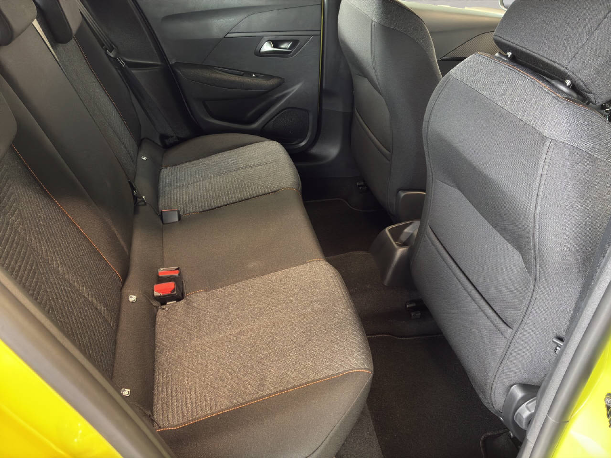 listing desktop thumbnail image 9