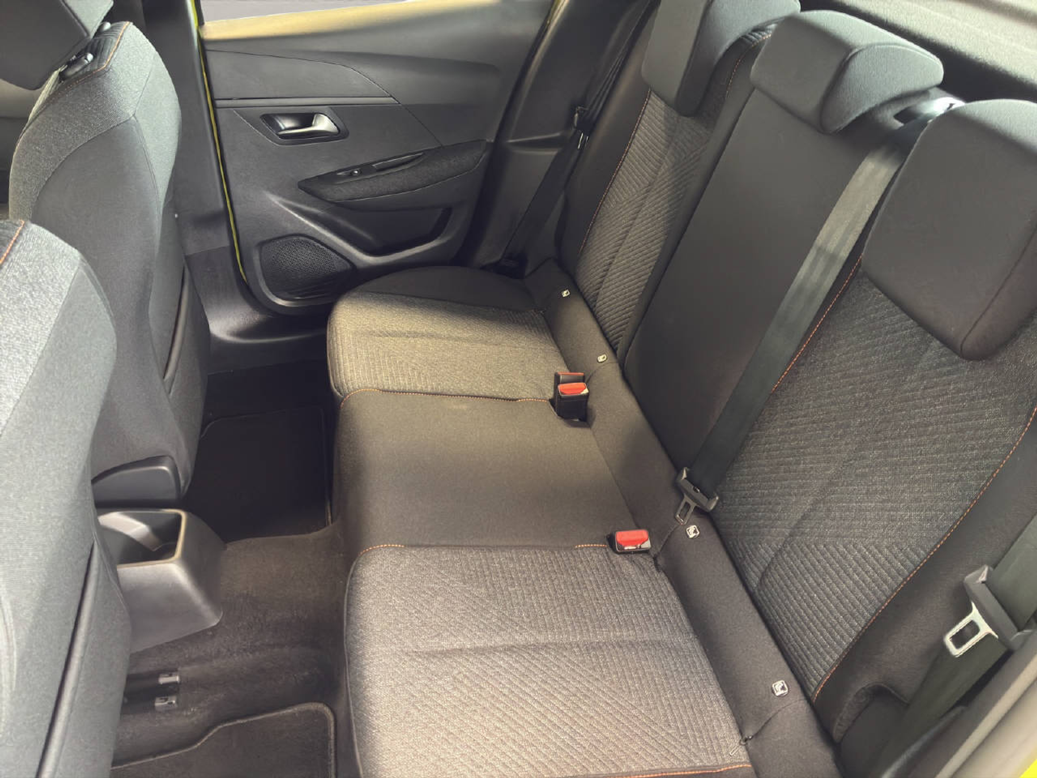 listing desktop thumbnail image 8