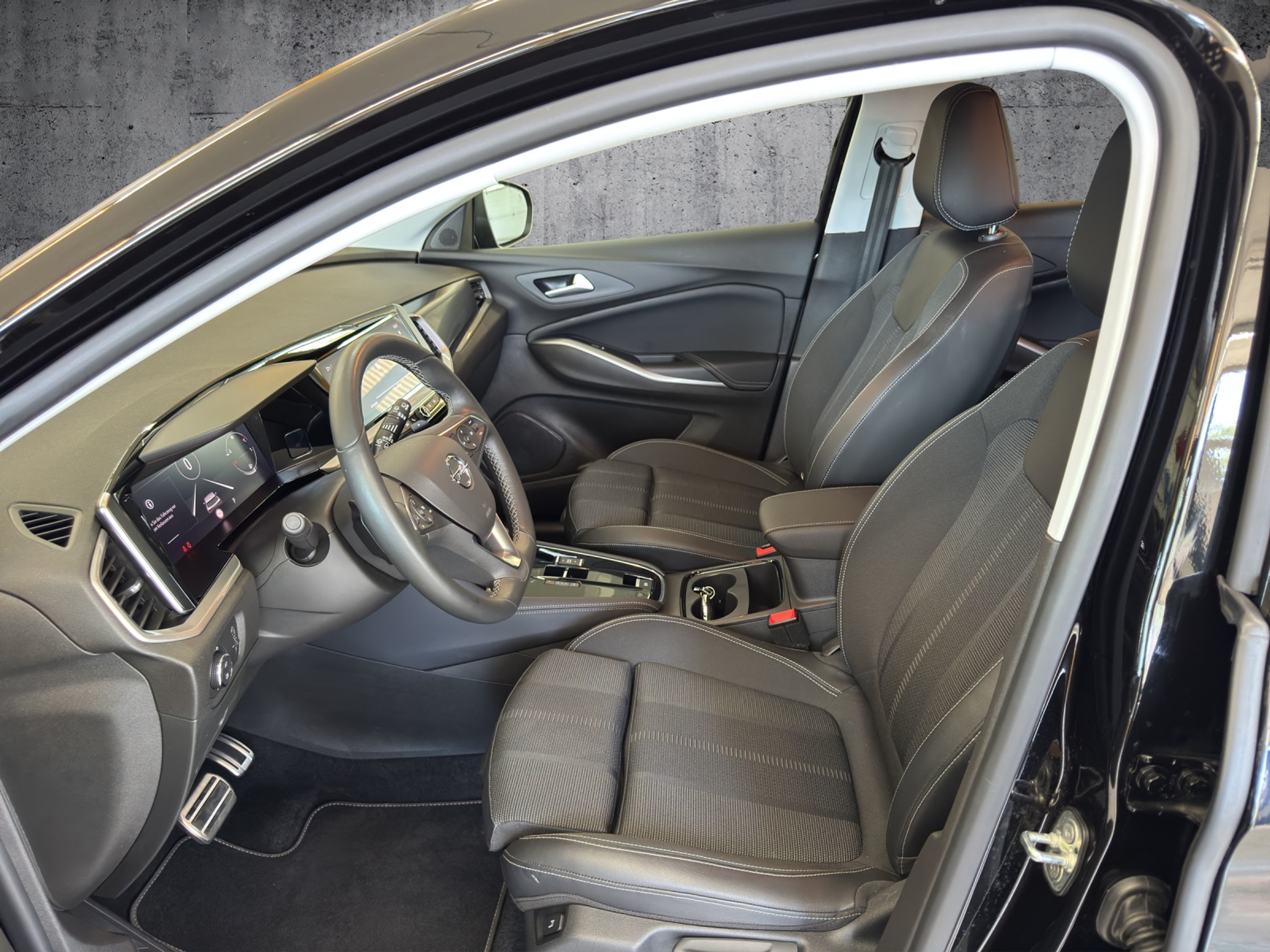 listing desktop thumbnail image 19