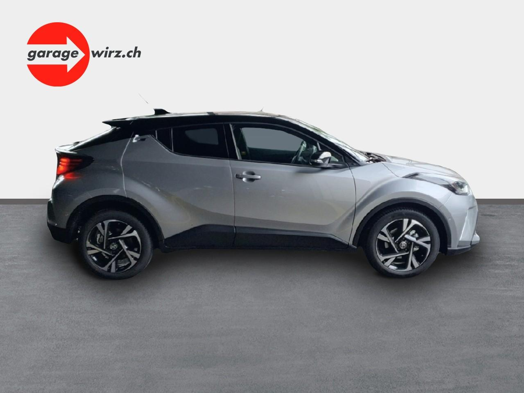 listing desktop thumbnail image 3