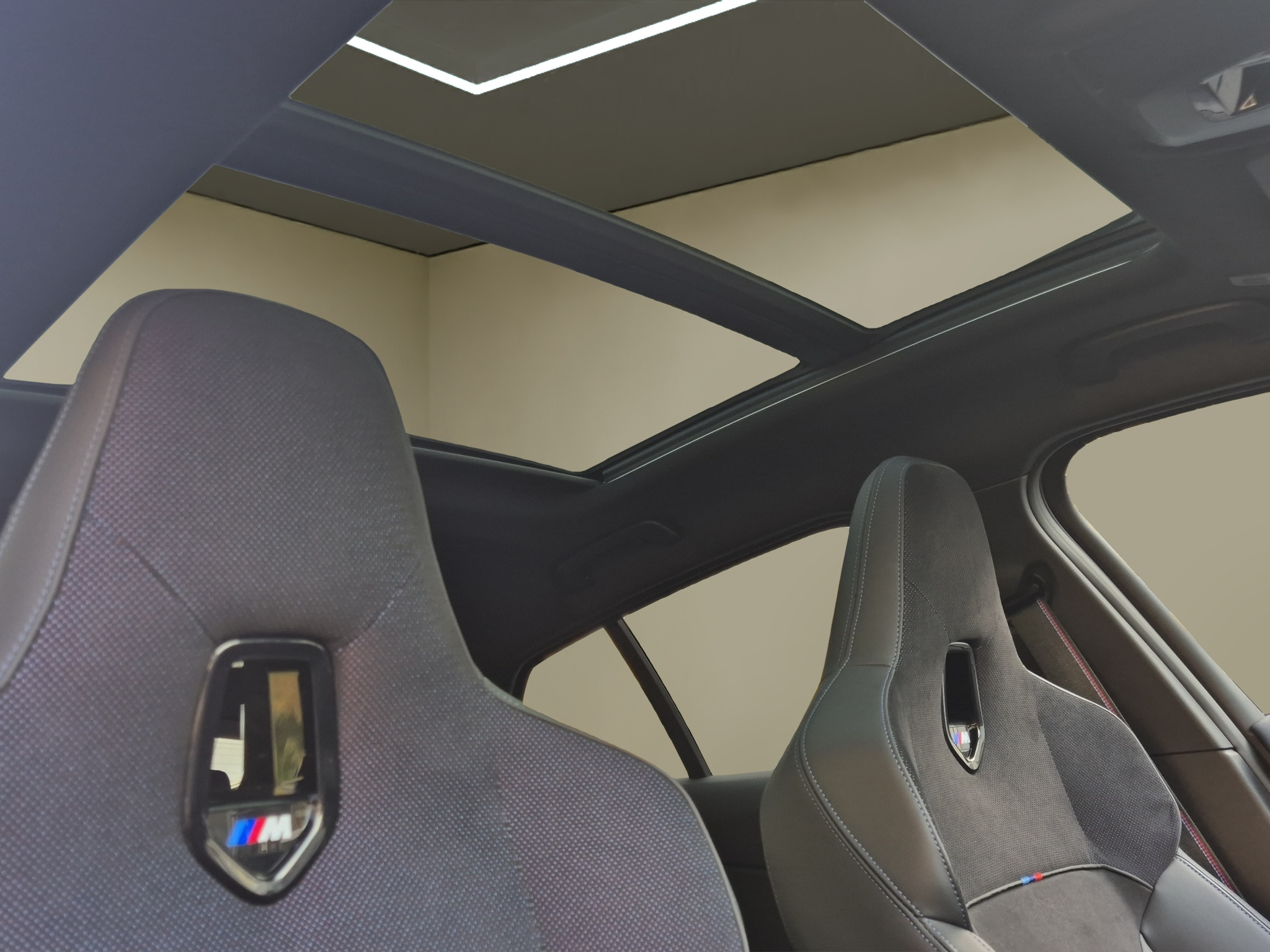 listing desktop thumbnail image 22