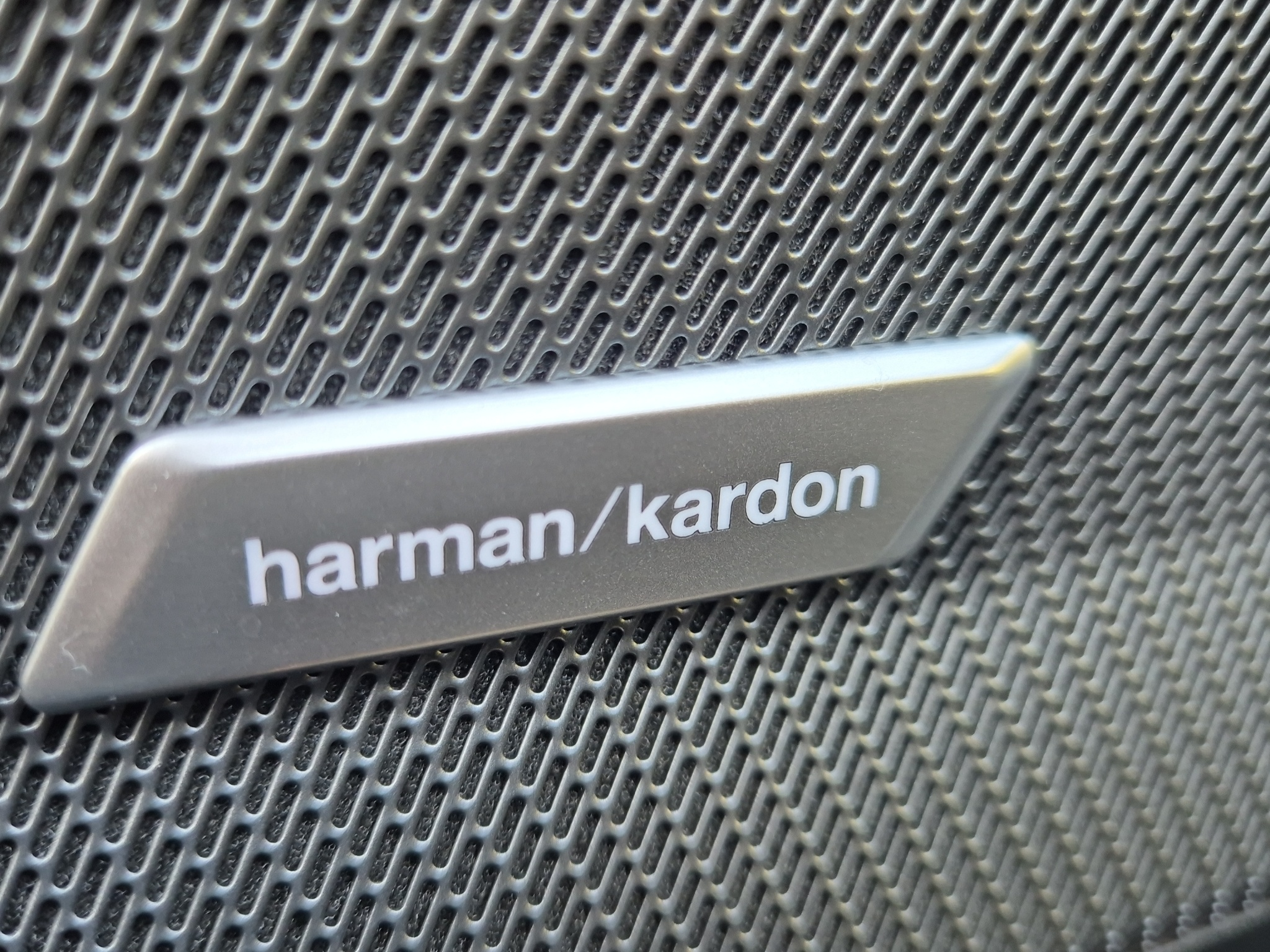 listing desktop thumbnail image 13