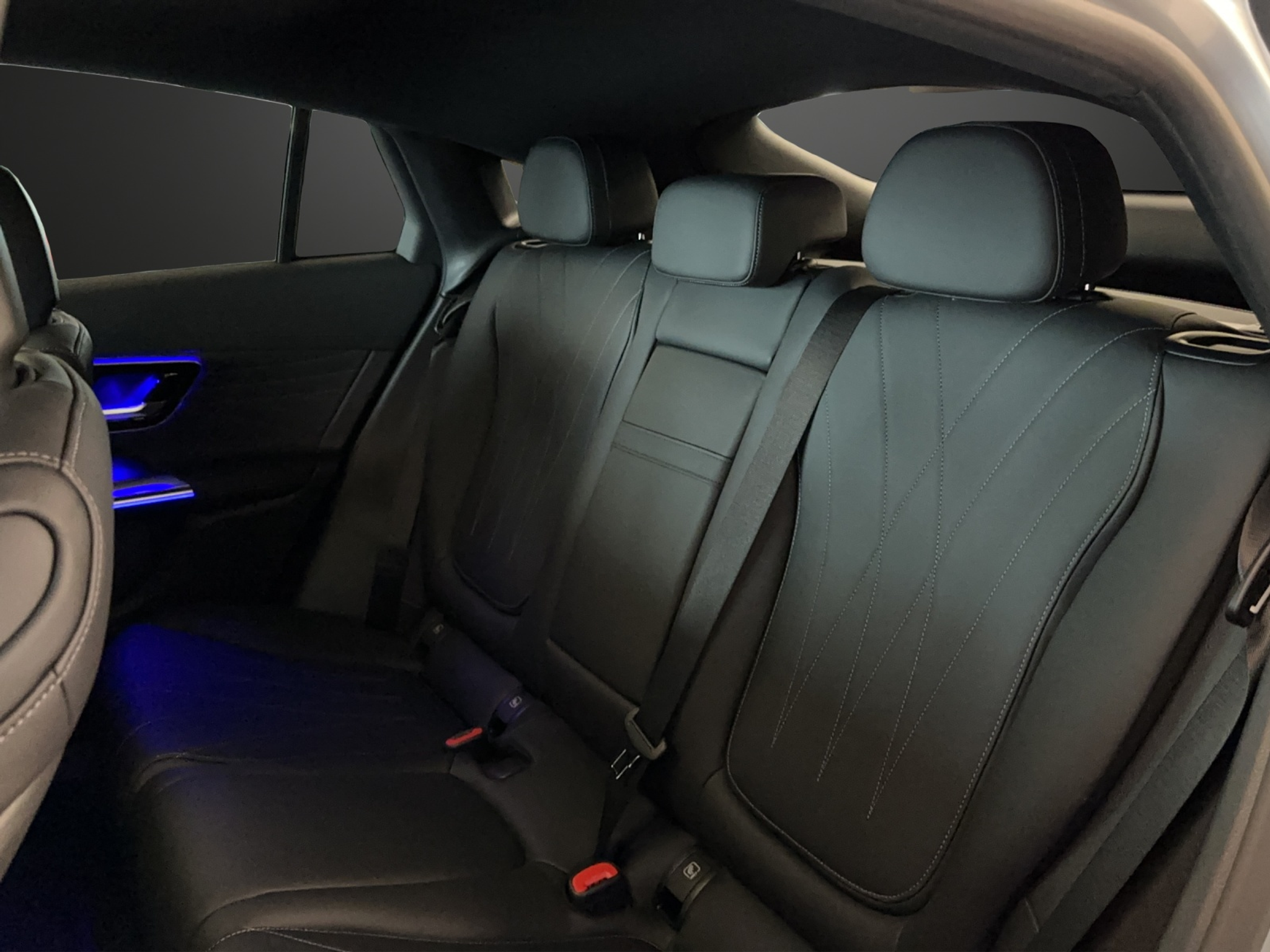 listing desktop thumbnail image 11