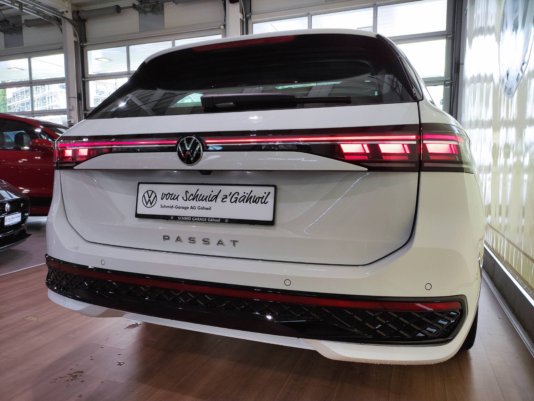 listing desktop thumbnail image 14