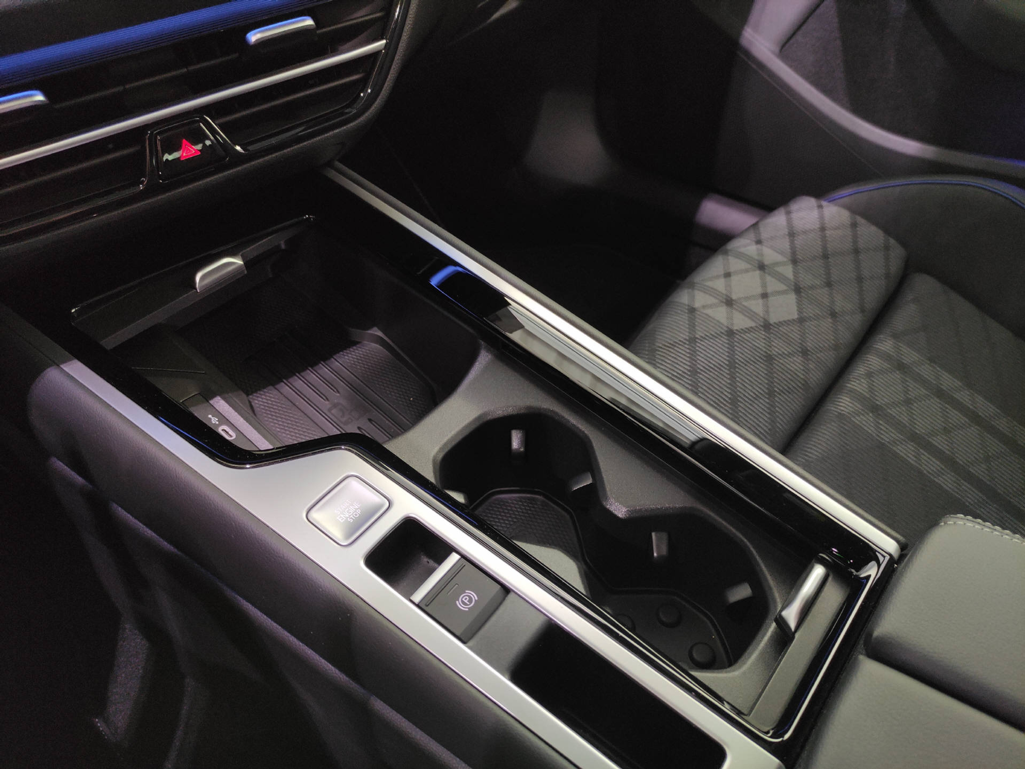 listing desktop thumbnail image 10