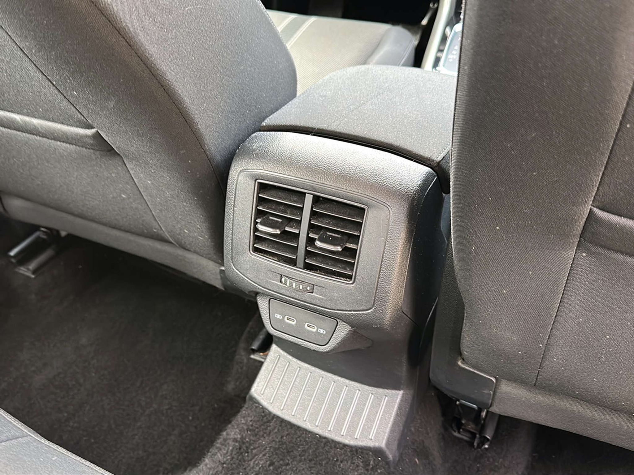 listing desktop thumbnail image 16