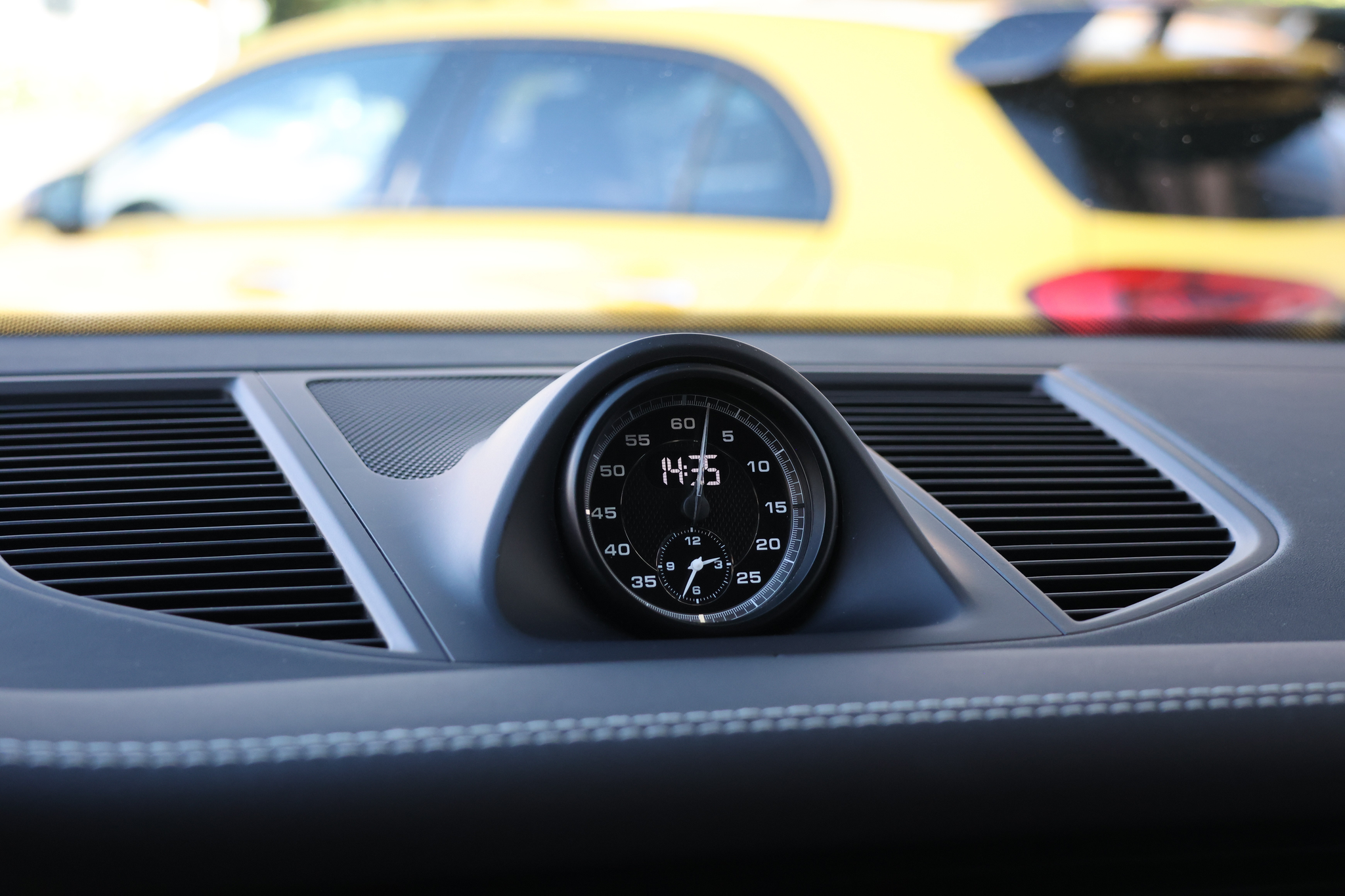 listing desktop thumbnail image 23