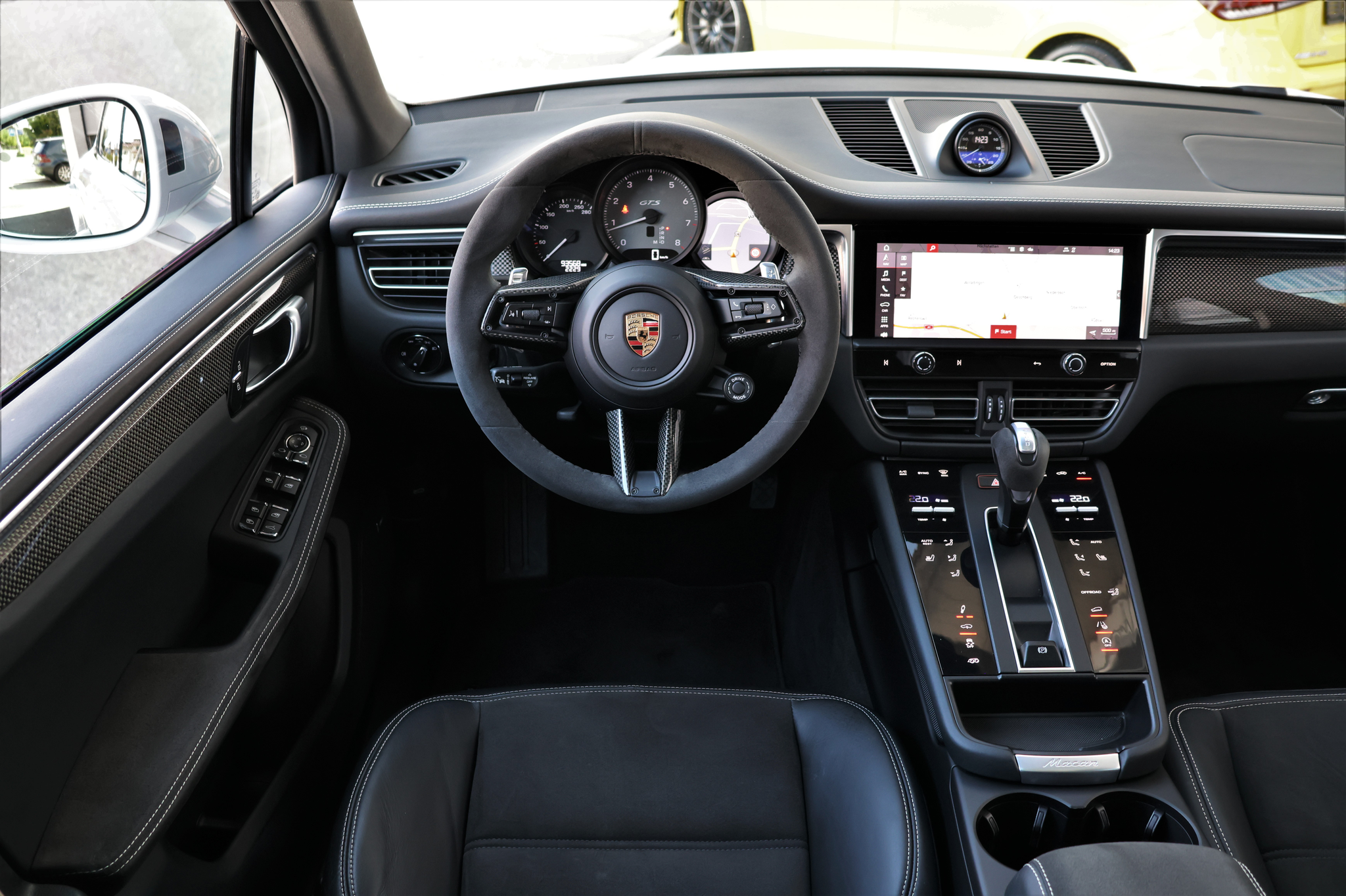 listing desktop thumbnail image 12